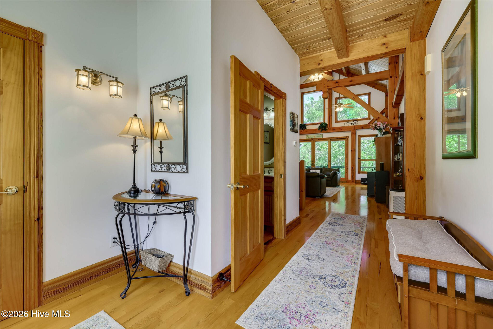 128 Waters Edge Drive Property Photo 16