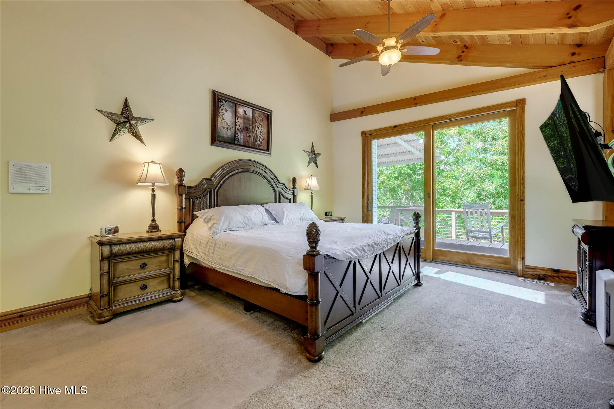 128 Waters Edge Drive Property Photo 34
