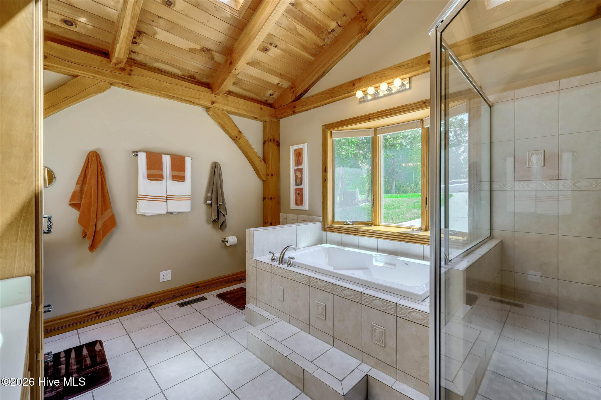 128 Waters Edge Drive Property Photo 37