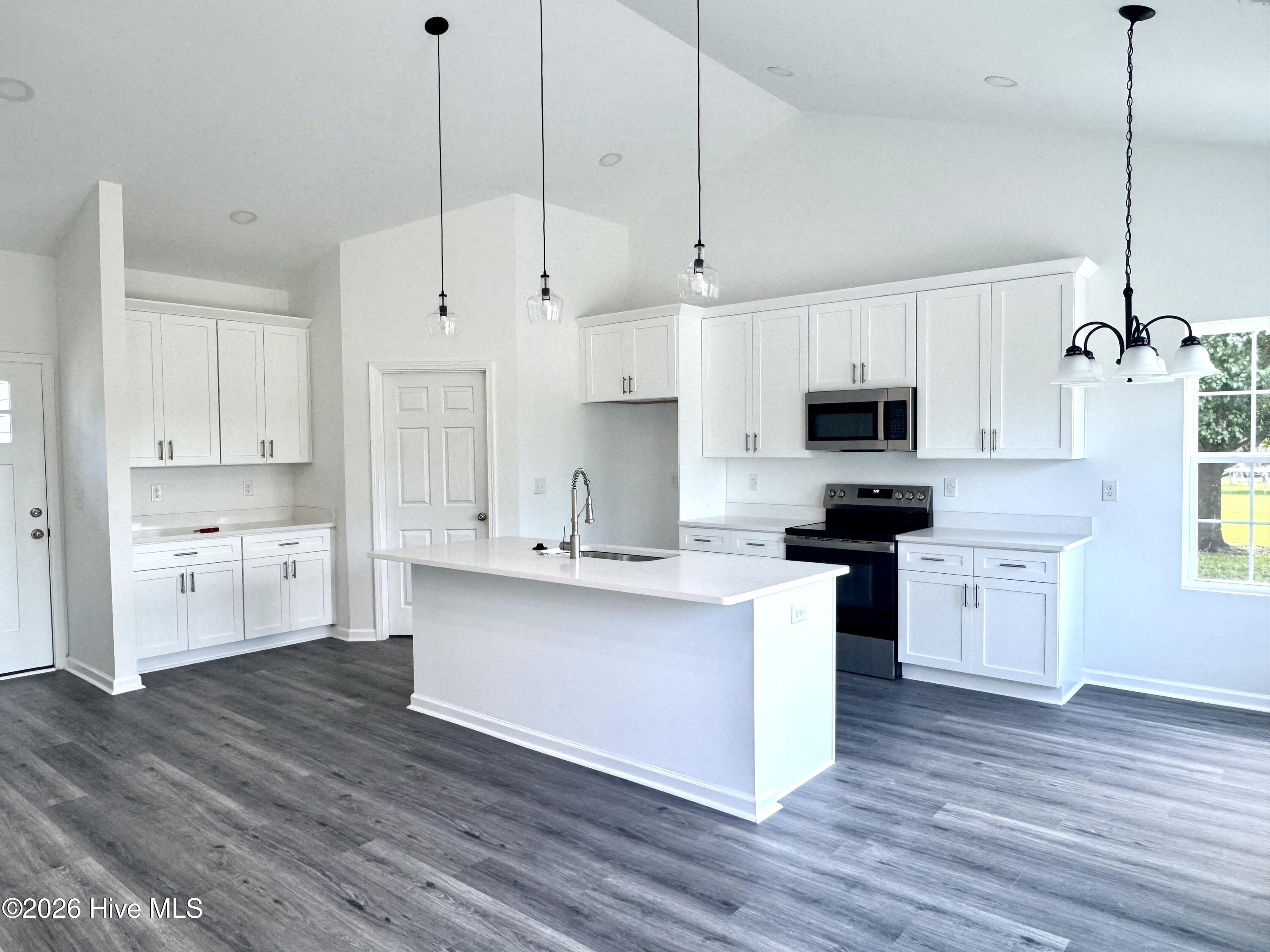 107 Blanche Street Property Photo 3