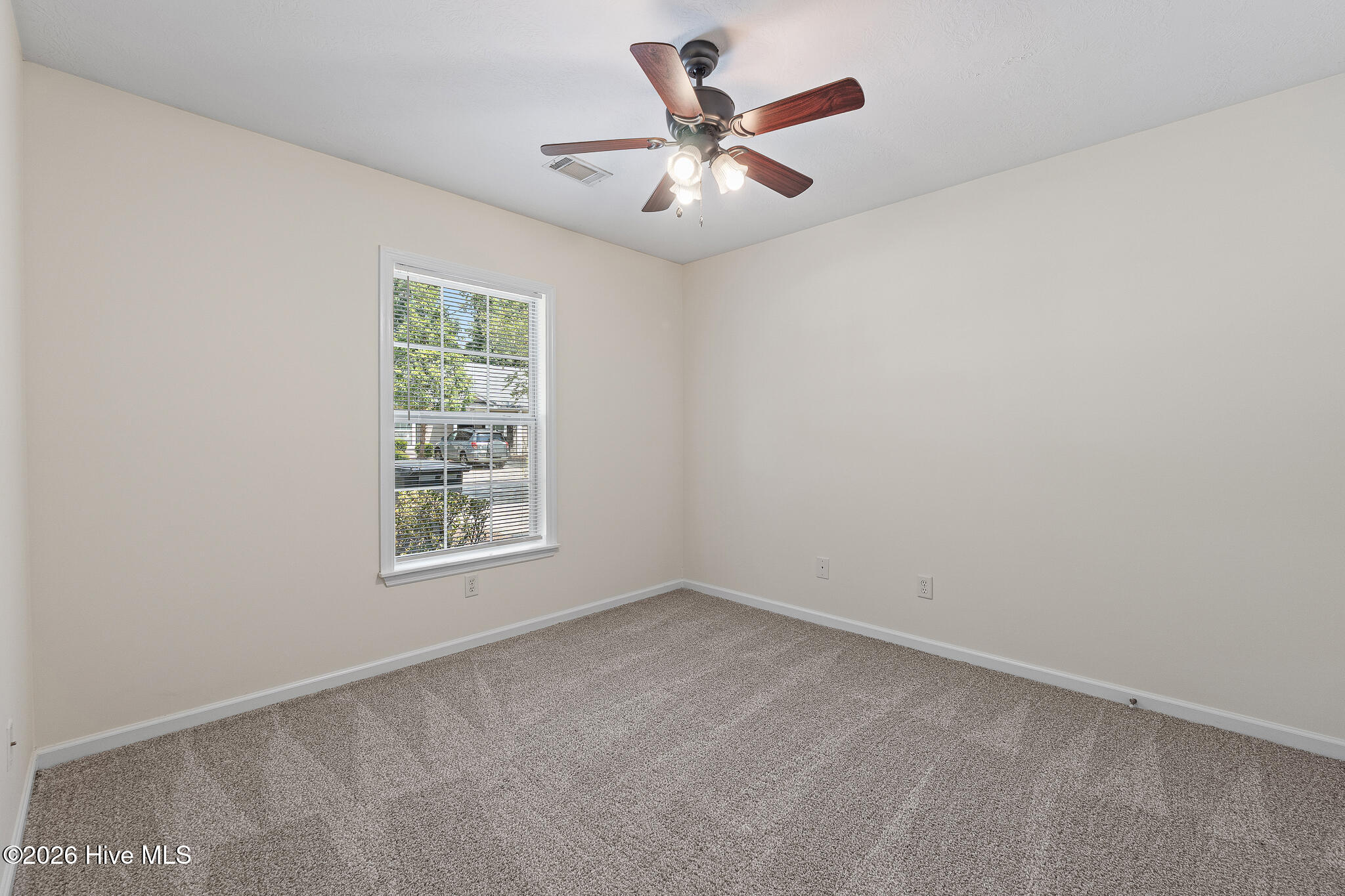 2242 Bridgeton Road Property Photo 9