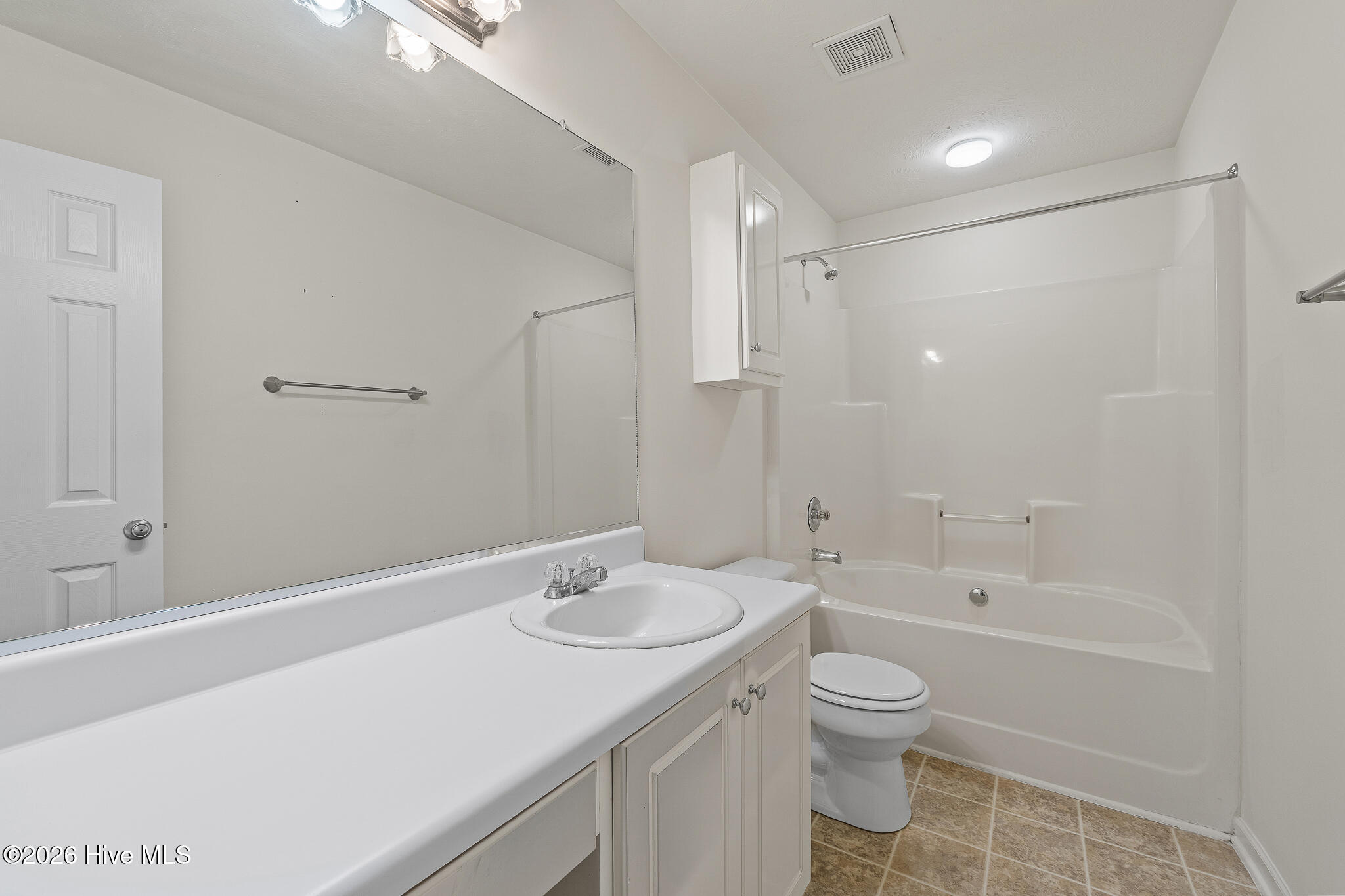2242 Bridgeton Road Property Photo 12