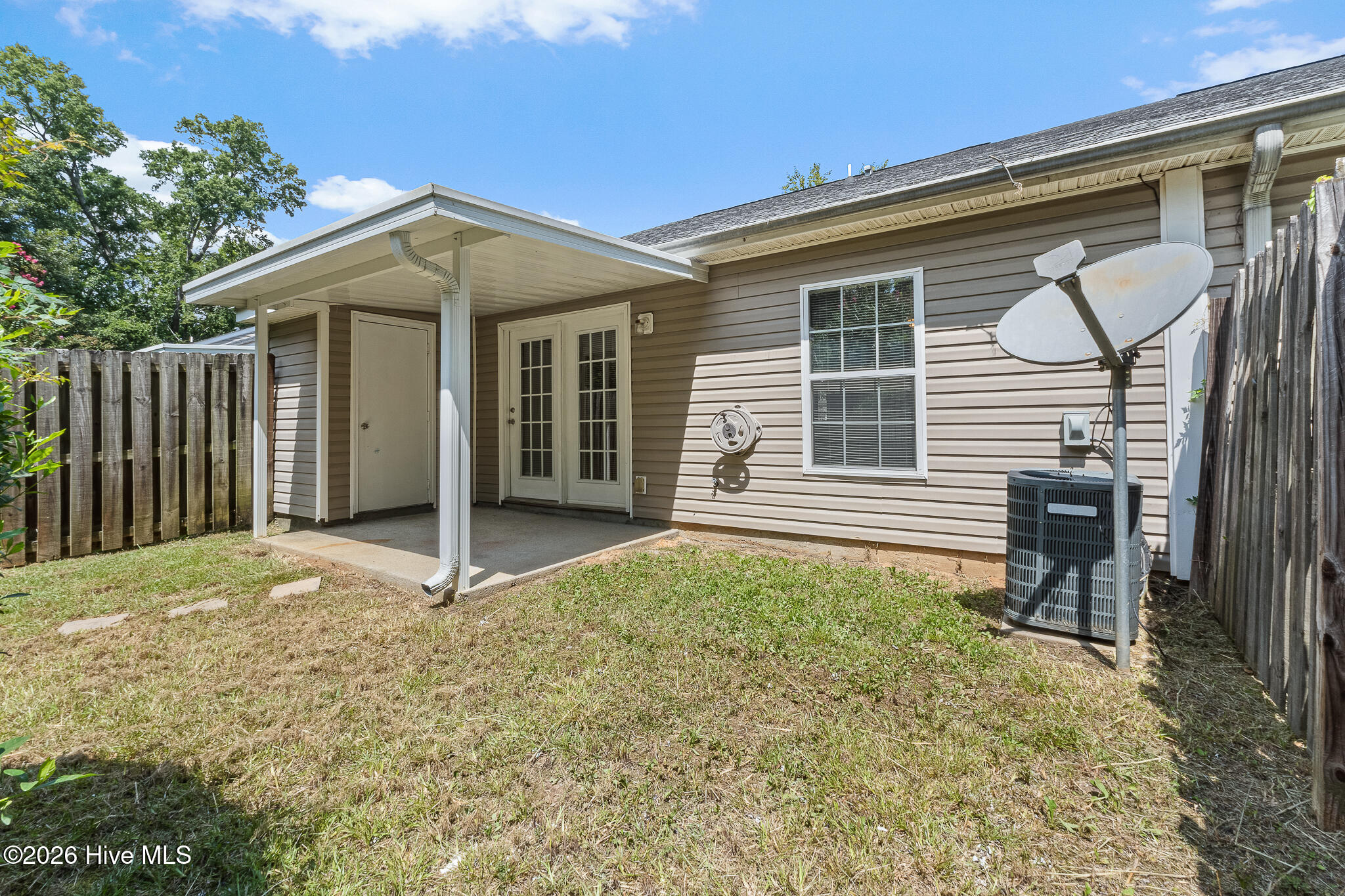 2242 Bridgeton Road Property Photo 14
