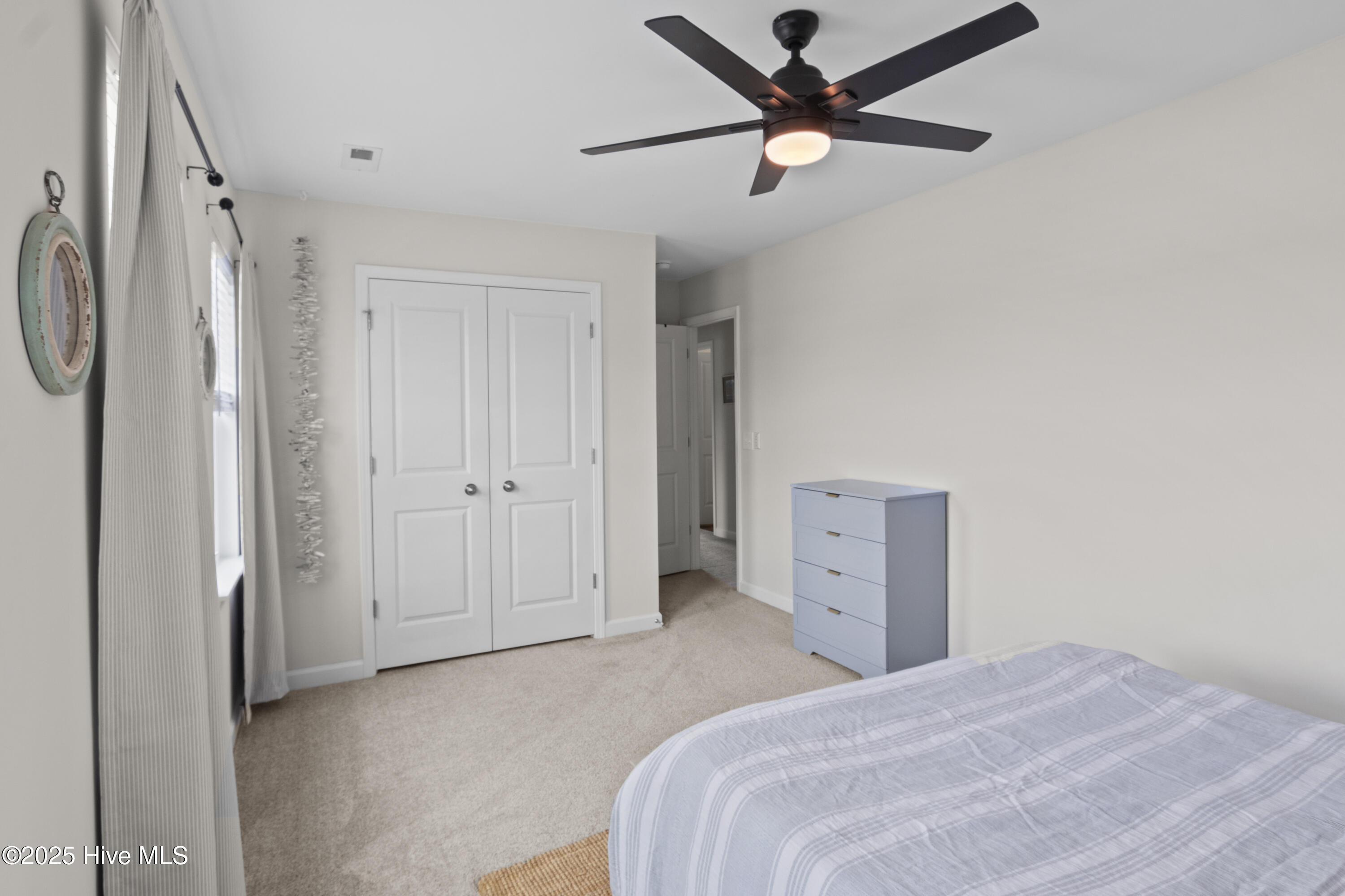 410 Silverstone Place Property Photo 32