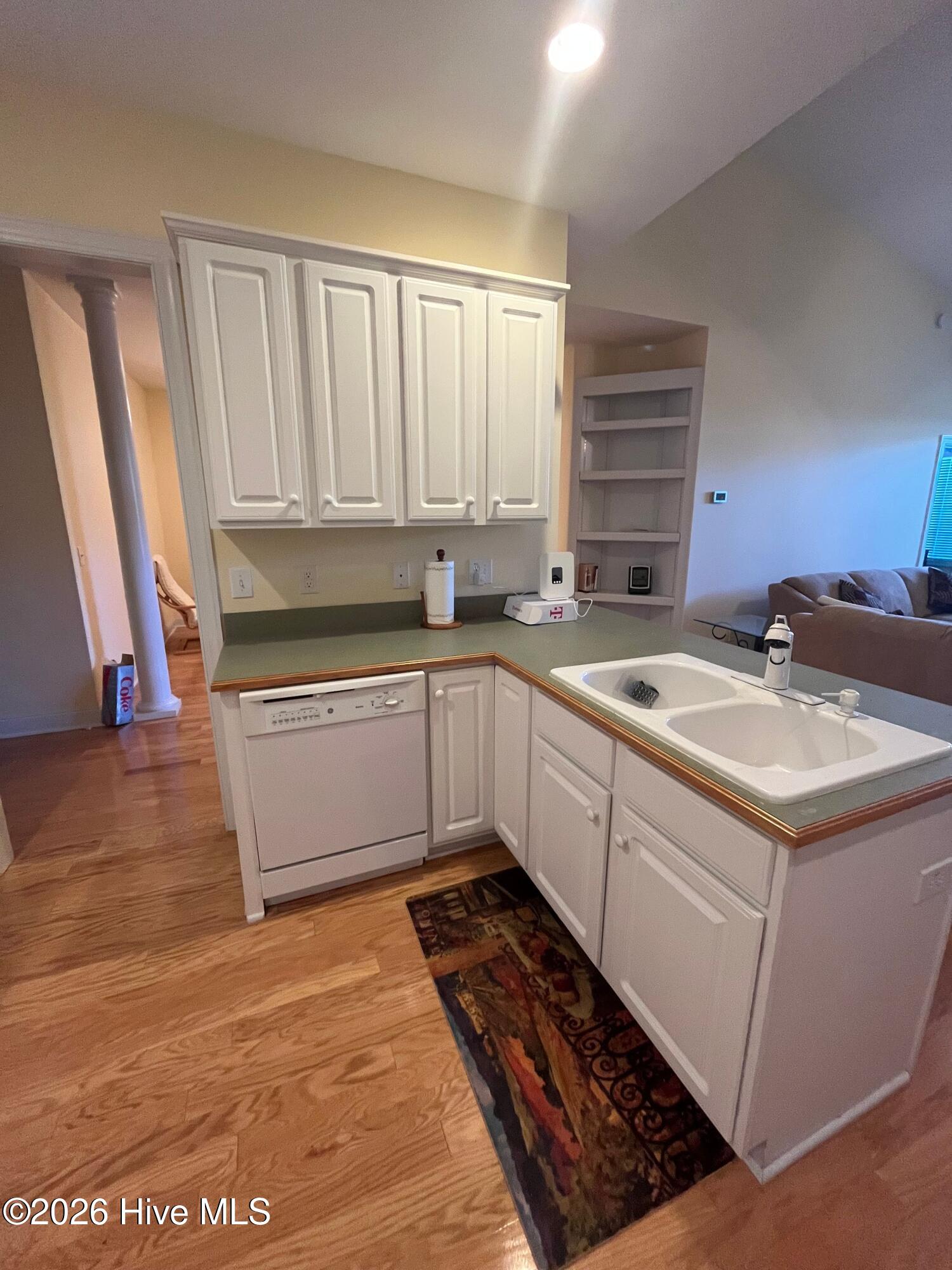 1005 E Shearwater Lane Property Photo 6