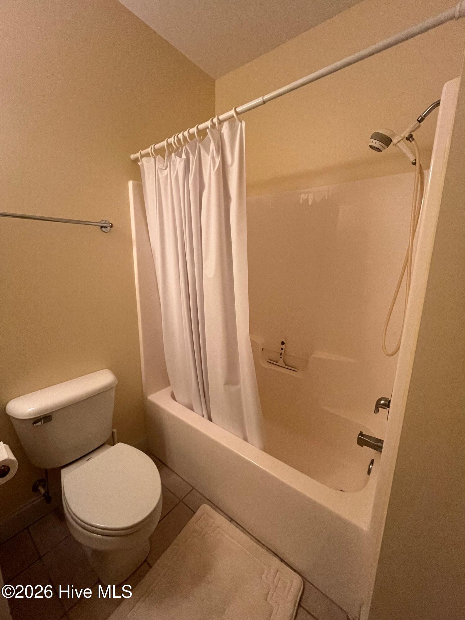 1005 E Shearwater Lane Property Photo 12