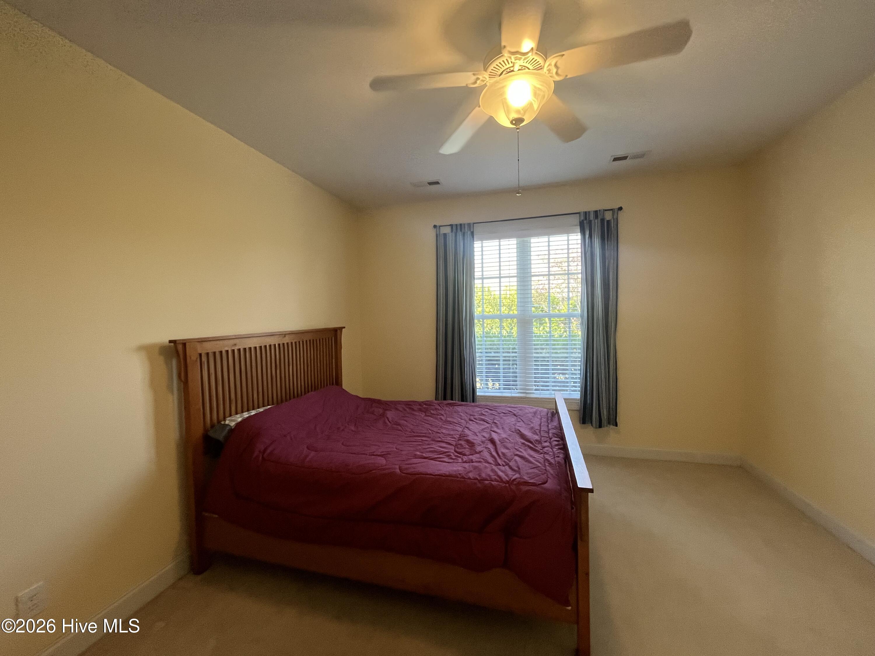 1005 E Shearwater Lane Property Photo 18