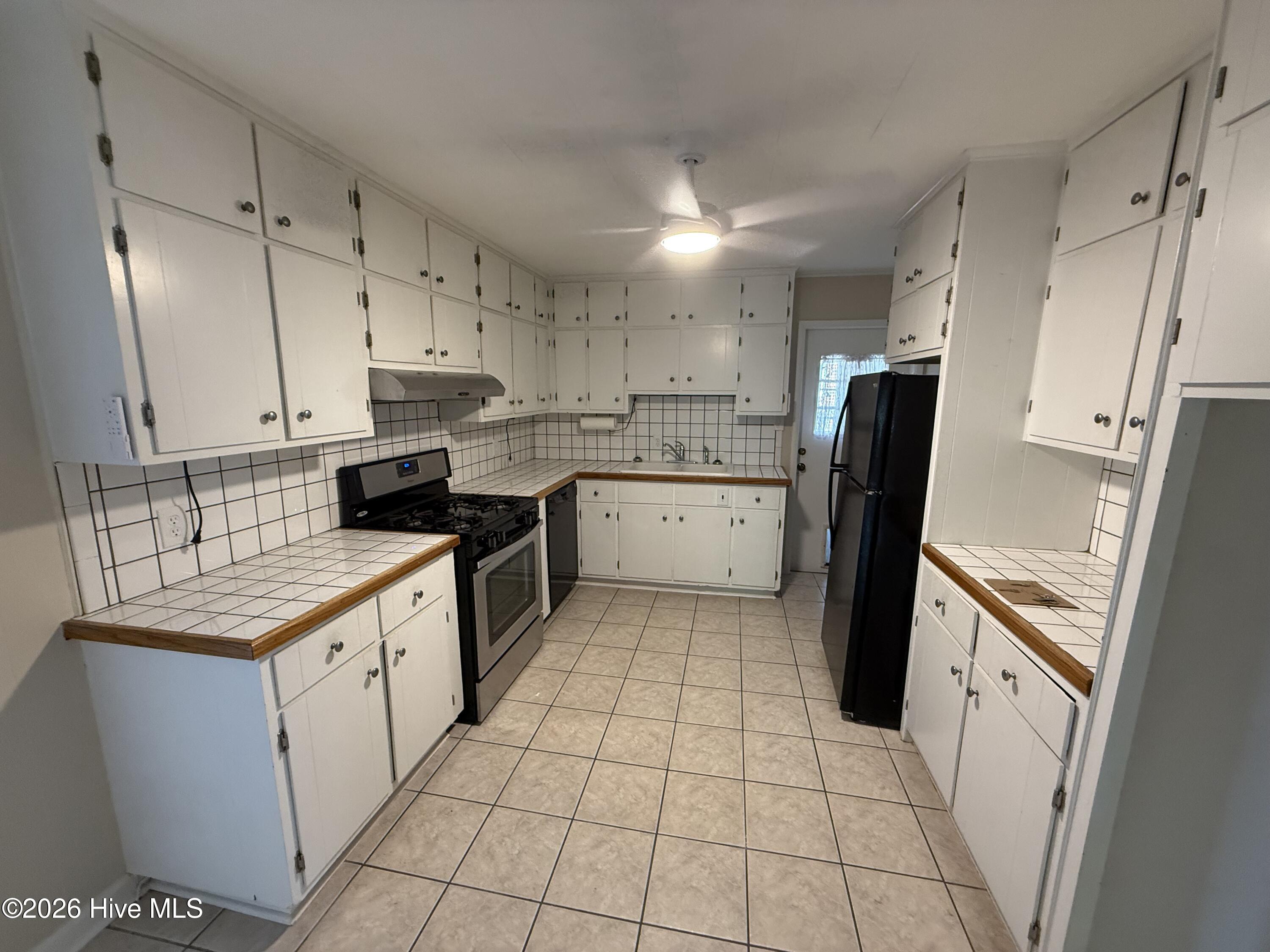 2315 Kimberly Drive Property Photo 5