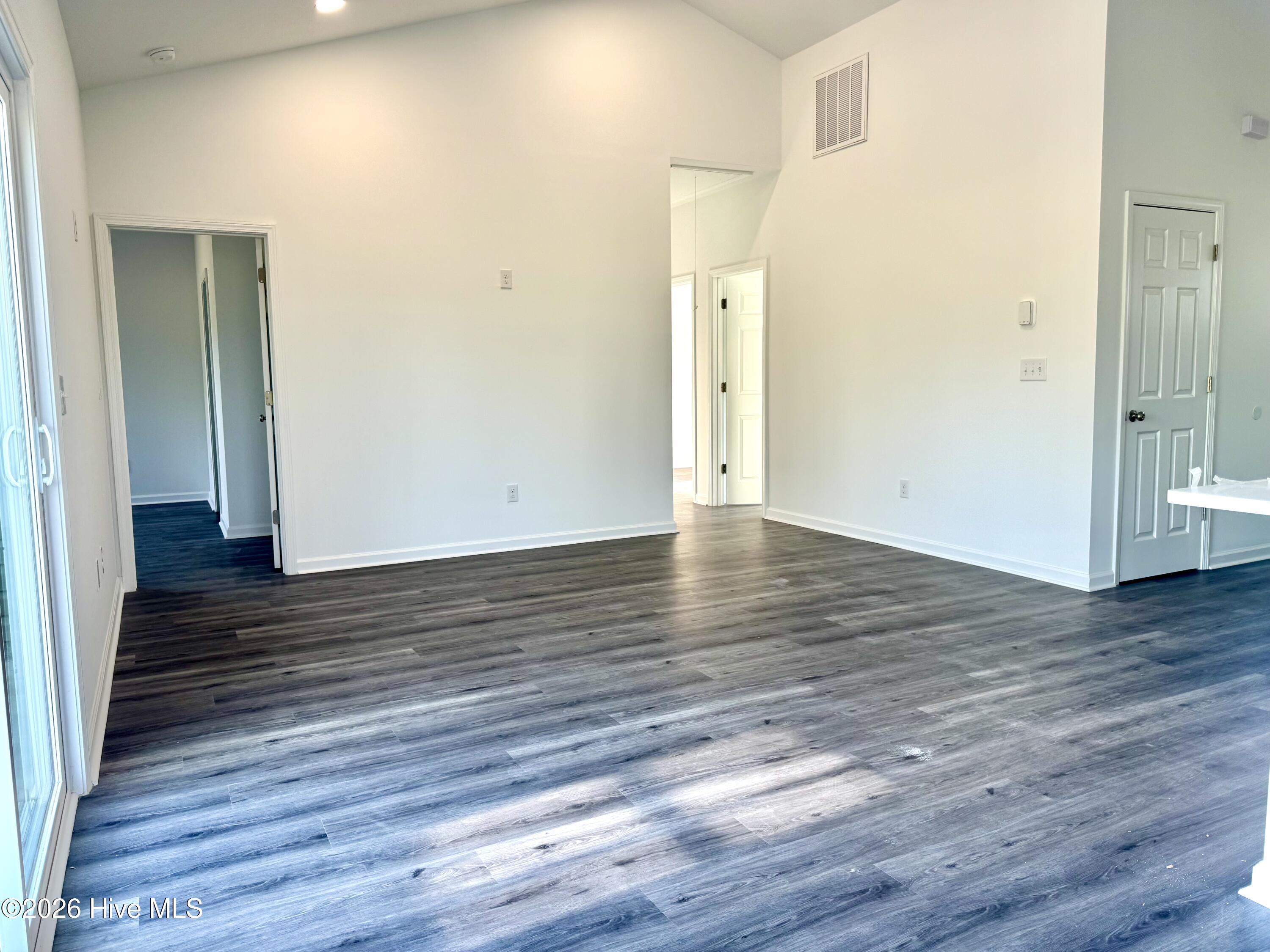 304 Miller Street Property Photo 17