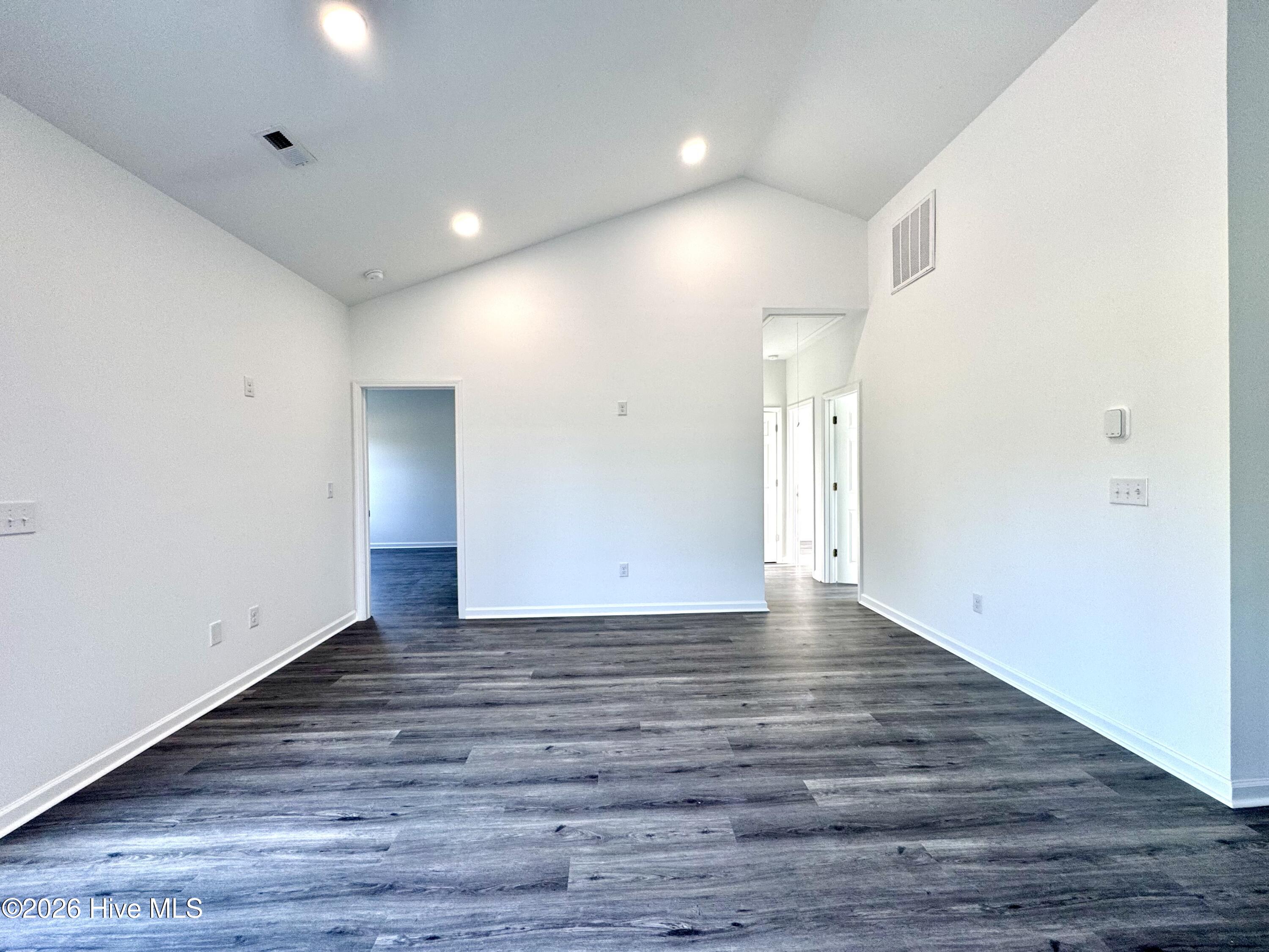 304 Miller Street Property Photo 18
