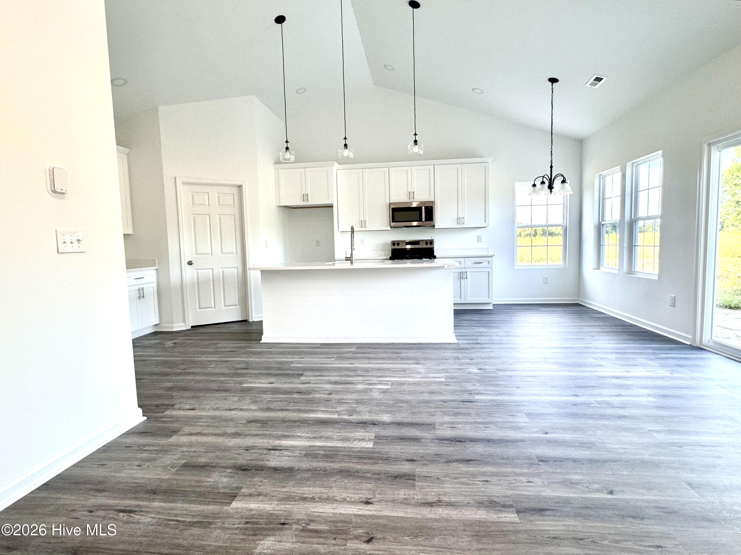 304 Miller Street Property Photo 19