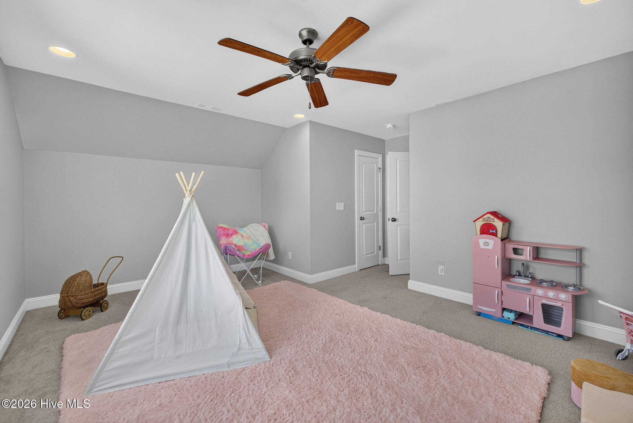 75 Fletcher Lane Property Photo 27