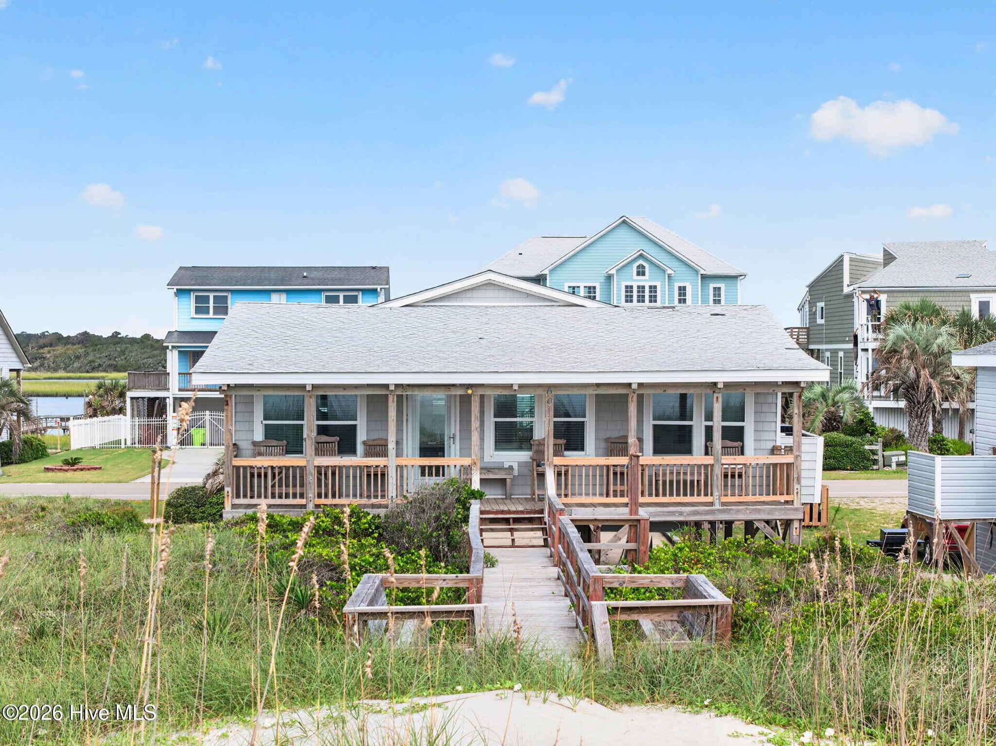 6011 W Beach Drive Property Photo 4