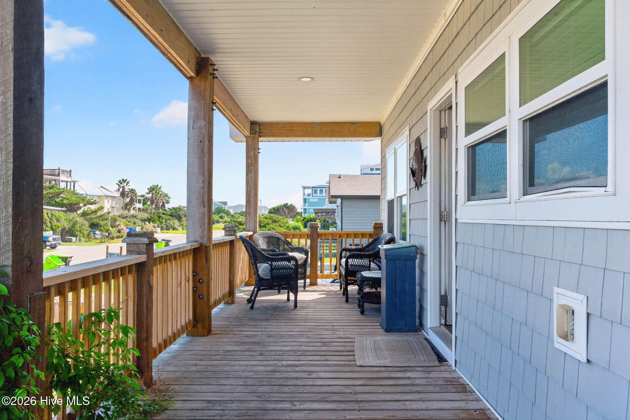 6011 W Beach Drive Property Photo 7