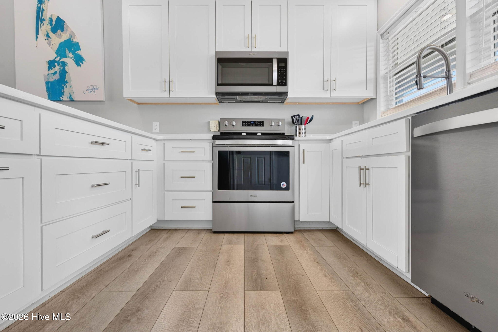 6011 W Beach Drive Property Photo 11