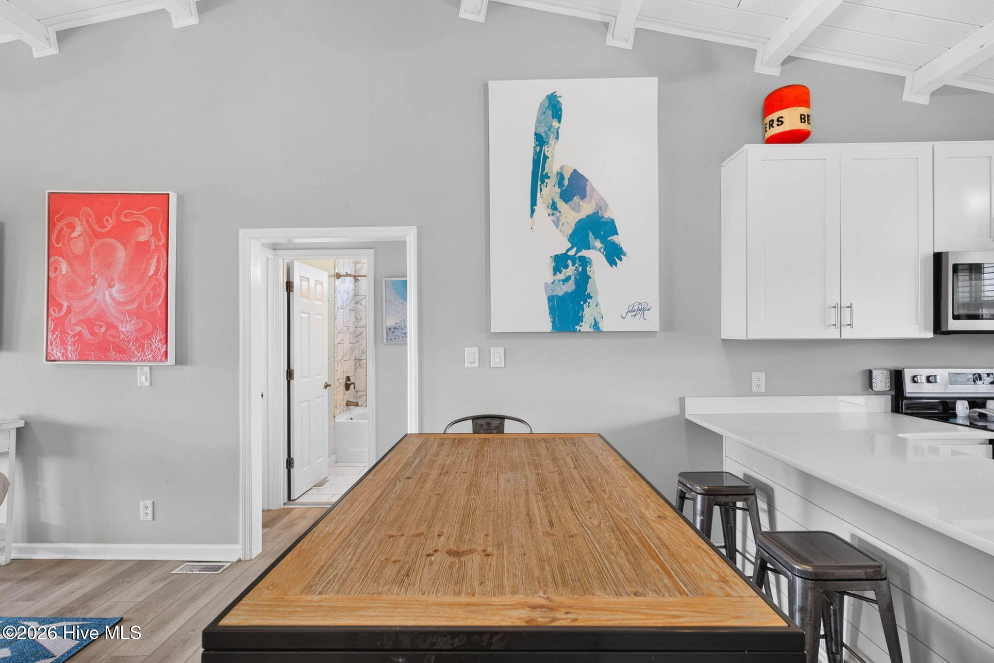 6011 W Beach Drive Property Photo 14