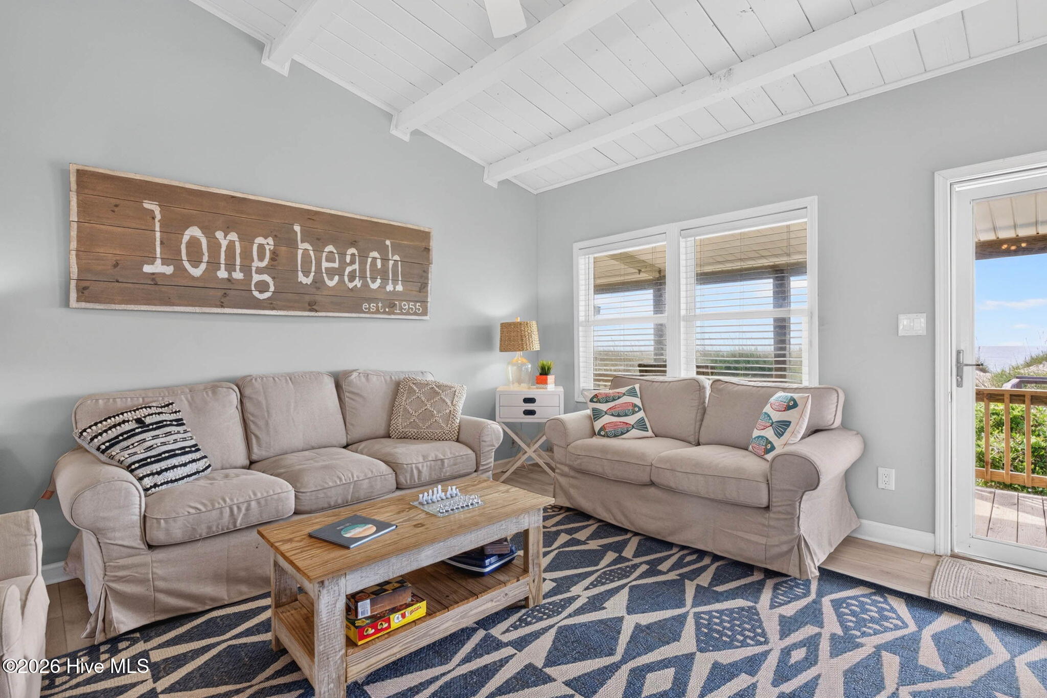 6011 W Beach Drive Property Photo 17