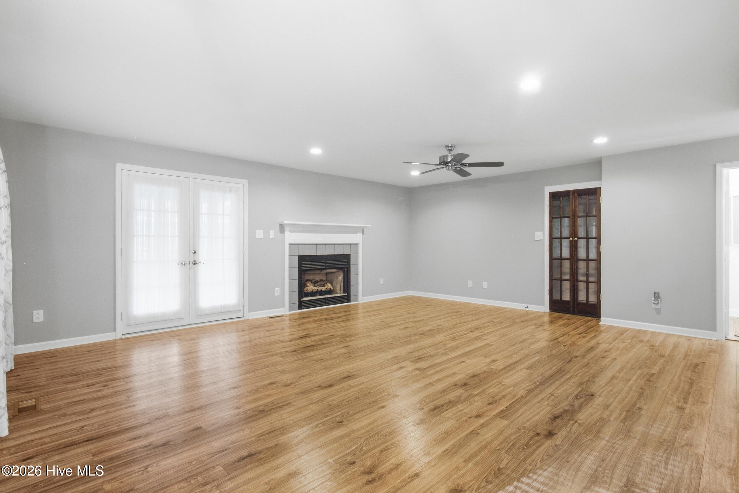 1216 Pine Valley Drive Property Photo 13