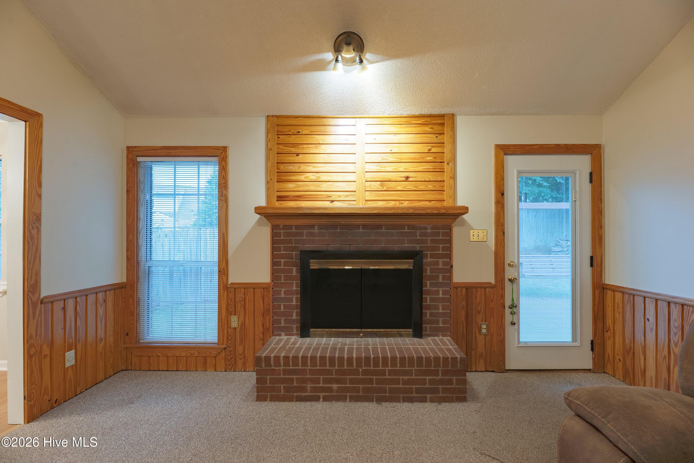 4661 Wellington Court Property Photo 4