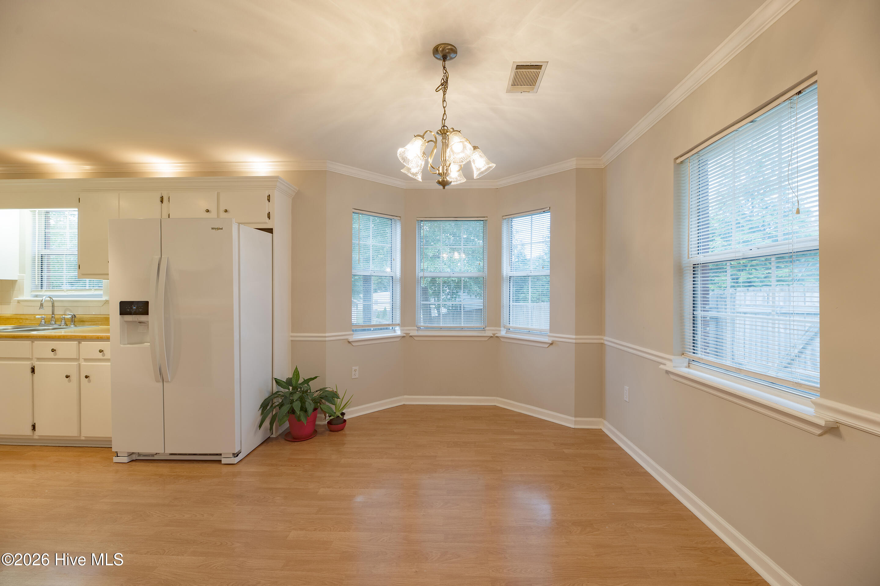 4661 Wellington Court Property Photo 11