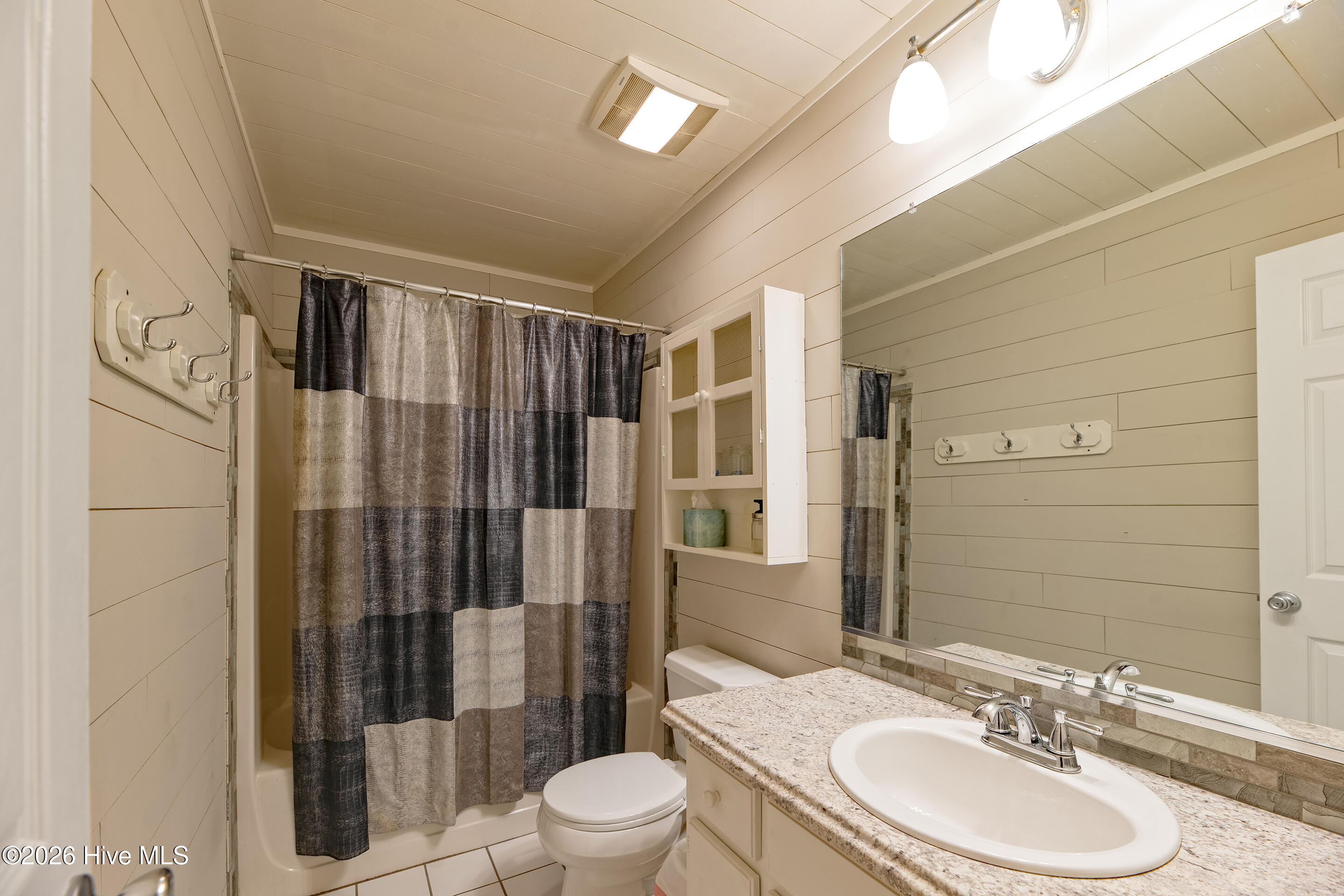 4661 Wellington Court Property Photo 18