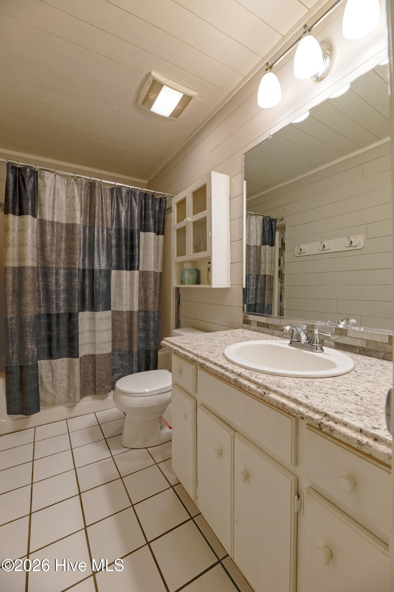 4661 Wellington Court Property Photo 19