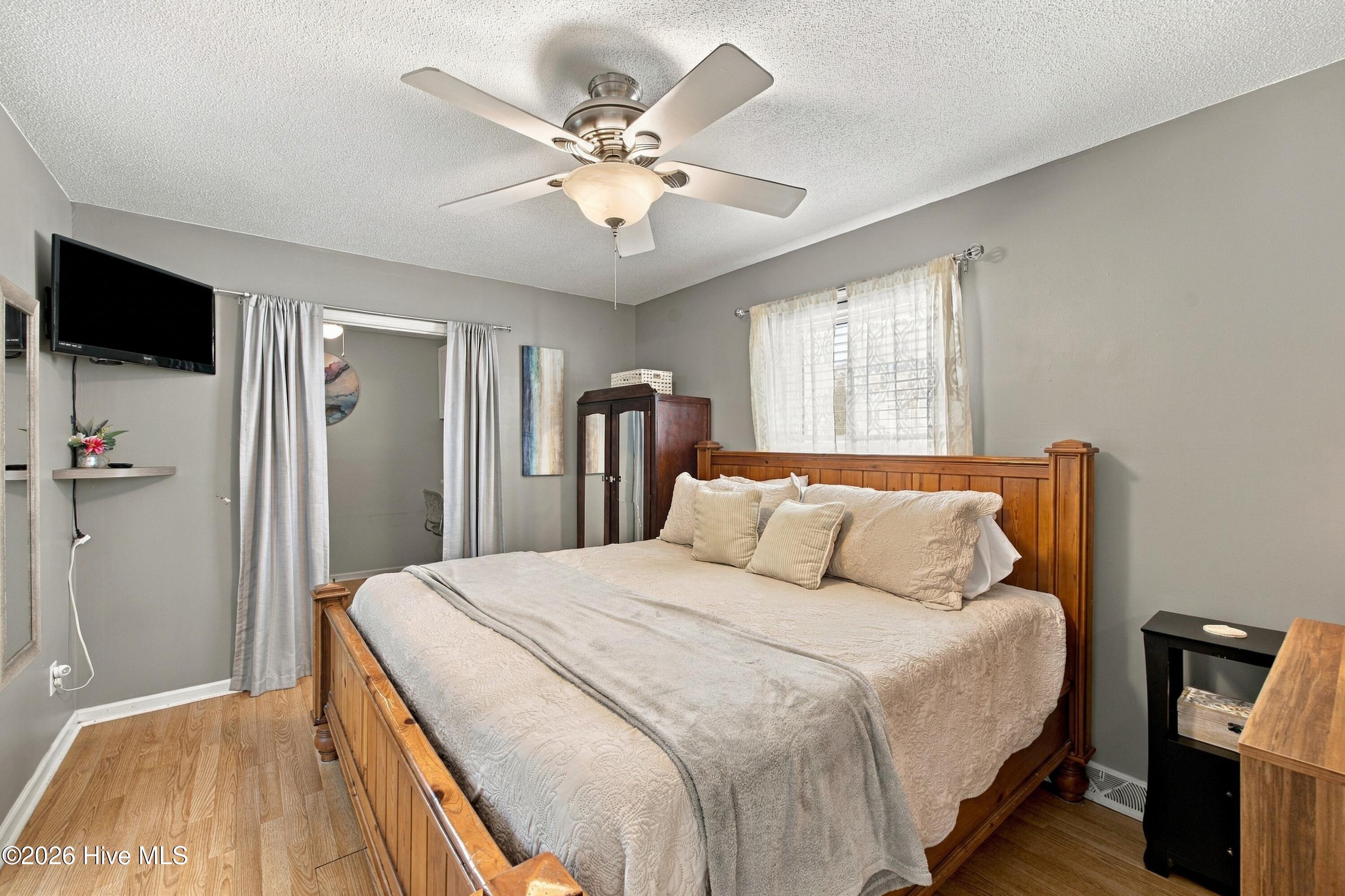 321 Ne 60th Street Property Photo 12