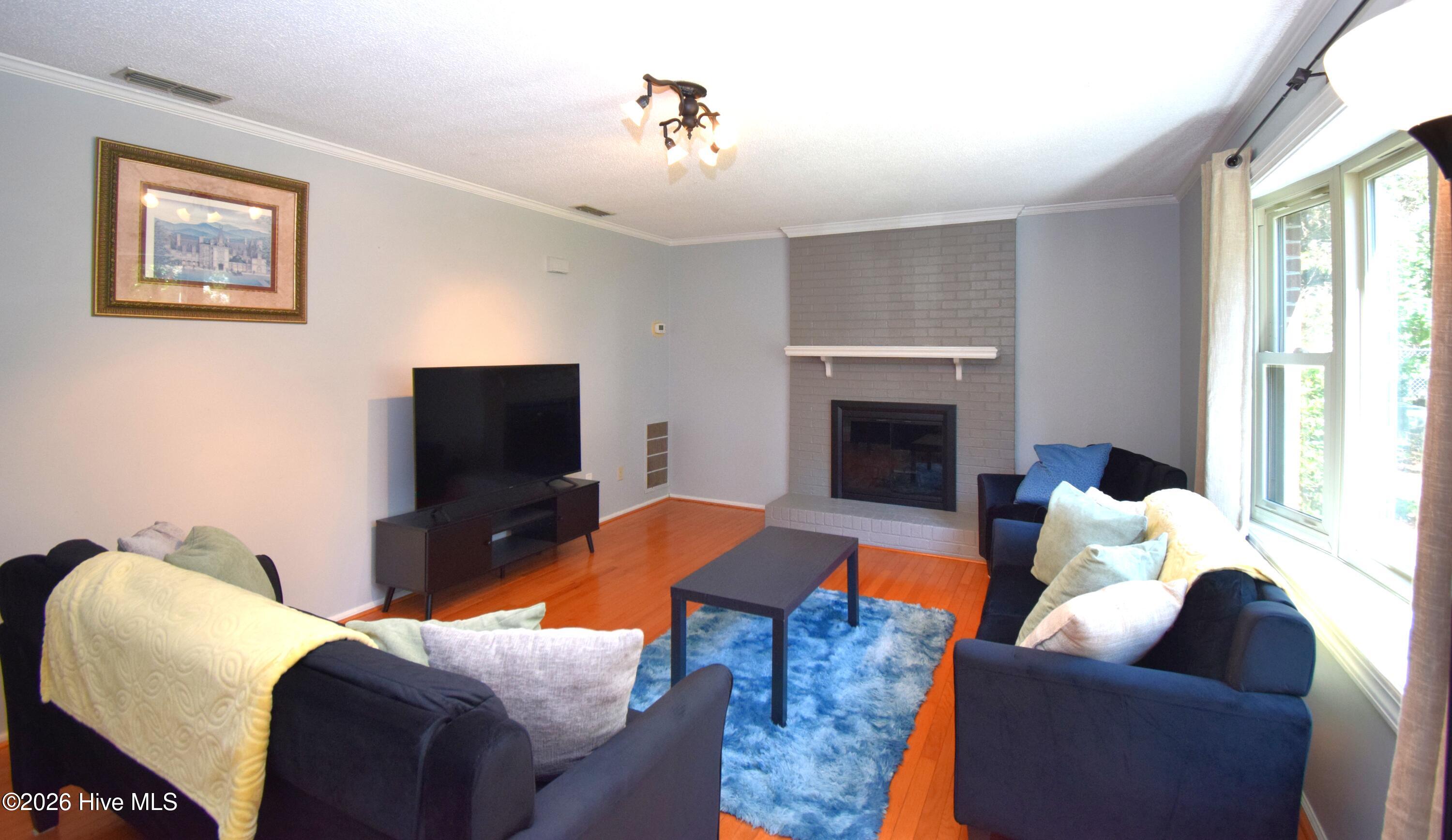 2907 Cedar Creek Road Unit H Property Photo 3
