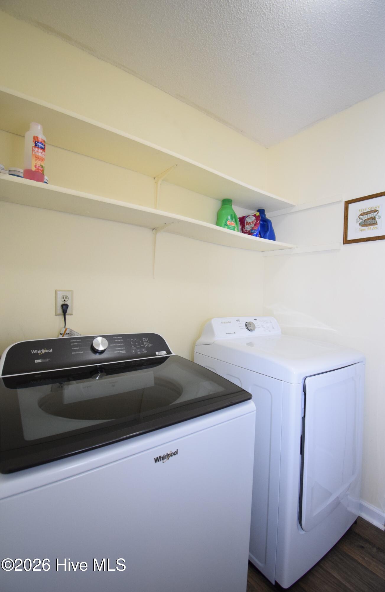 2907 Cedar Creek Road Unit H Property Photo 9