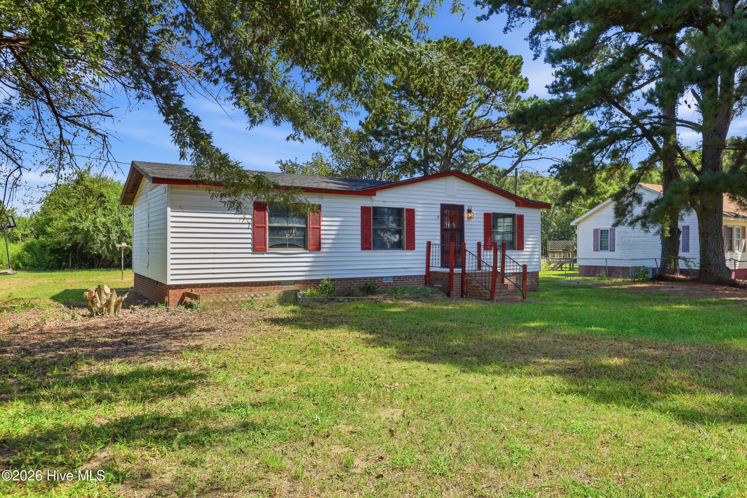 1241 C L Keel Road Property Photo 1