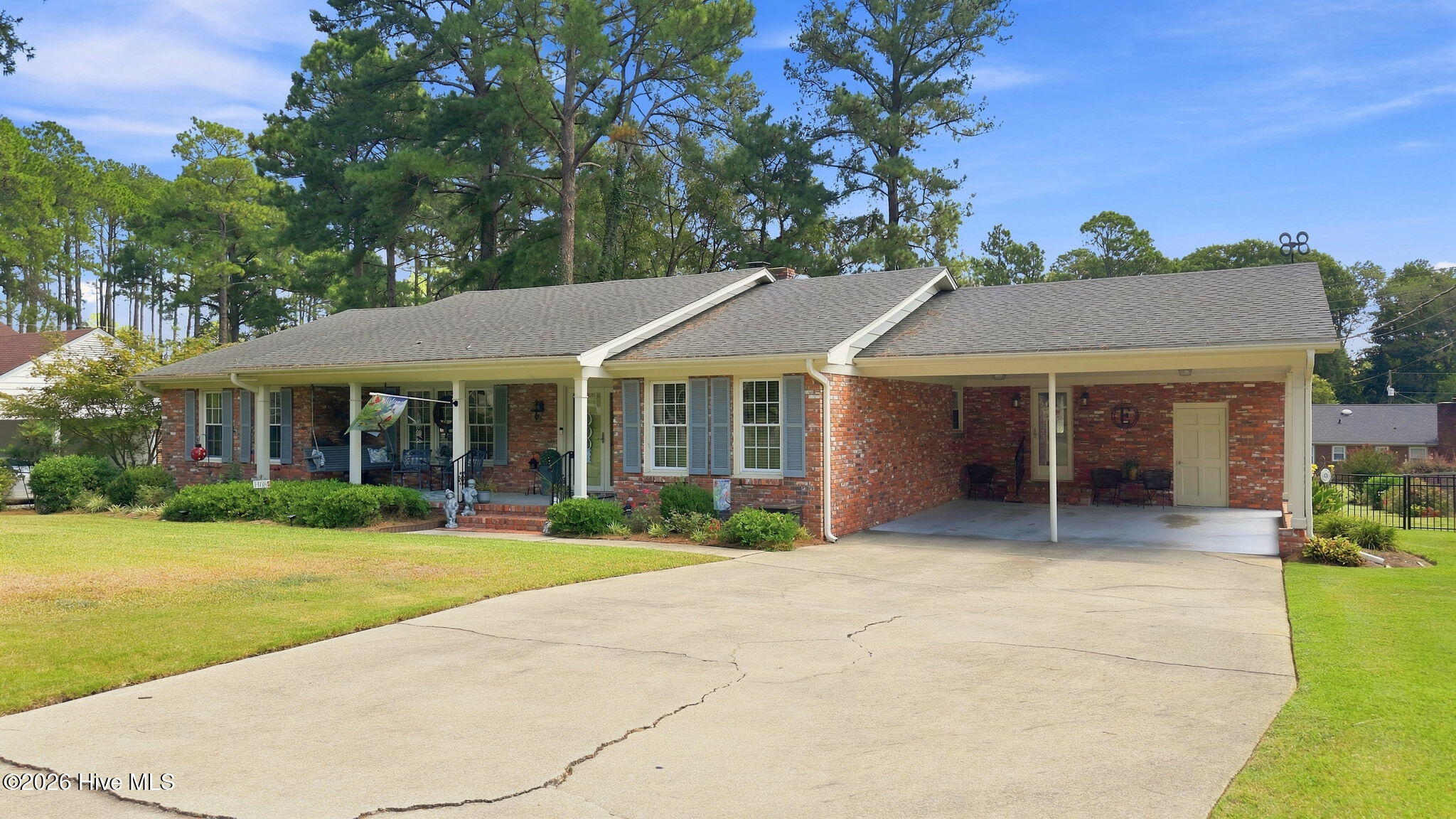 1408 Chesnee Drive Nw Property Photo 1
