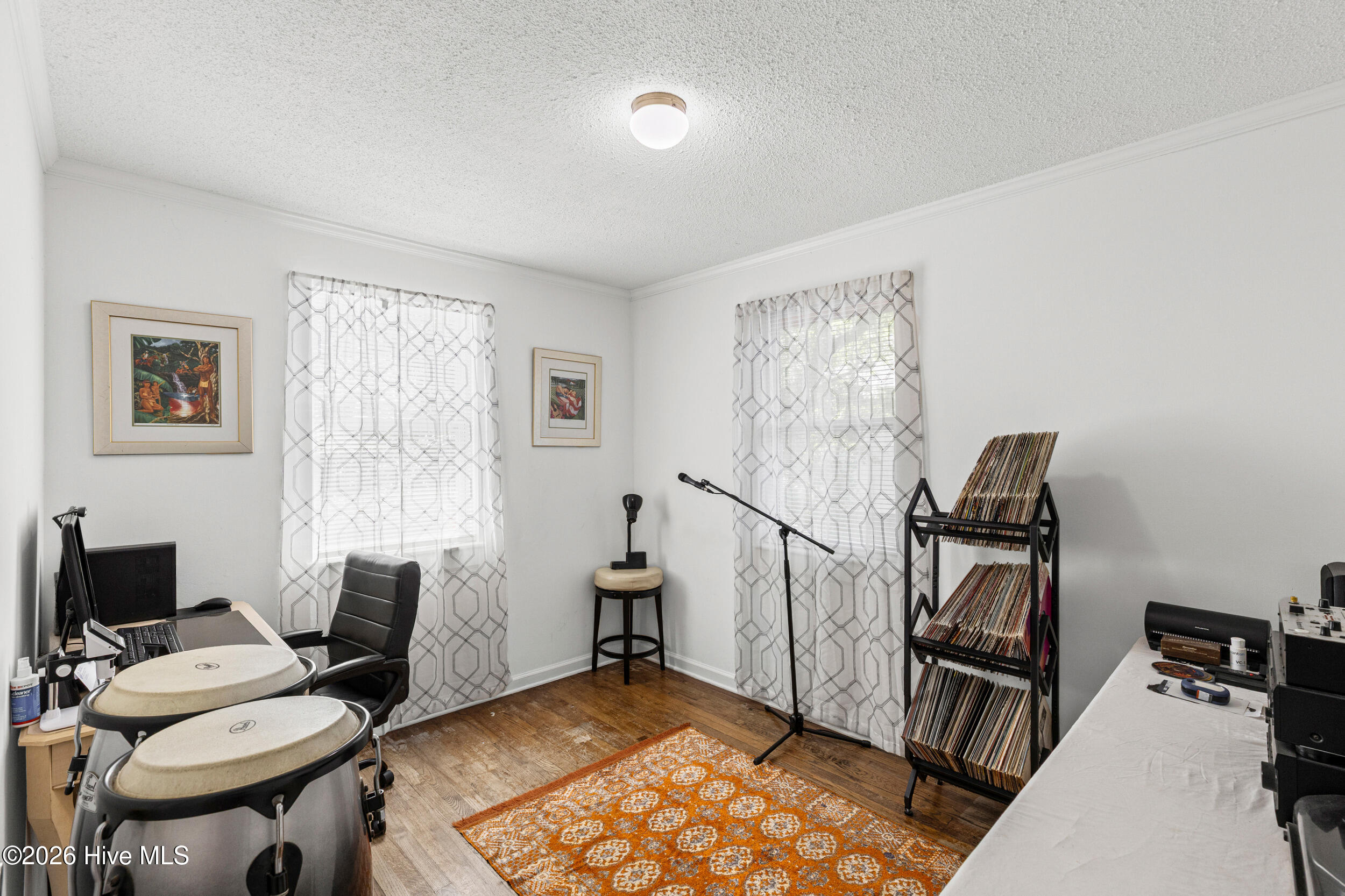2426 N Carolina Avenue Property Photo 8