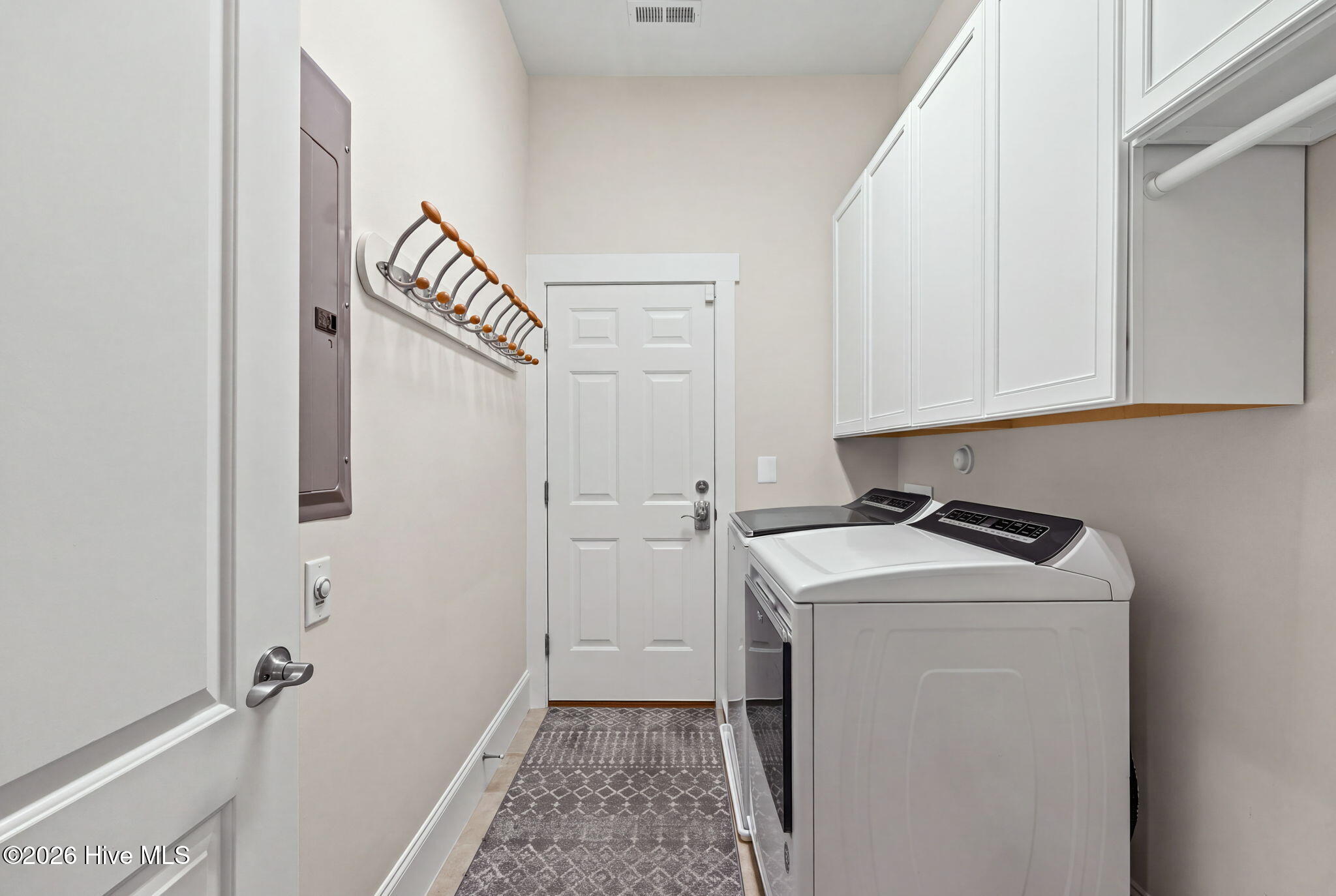 3551 White Spruce Glen Property Photo 62