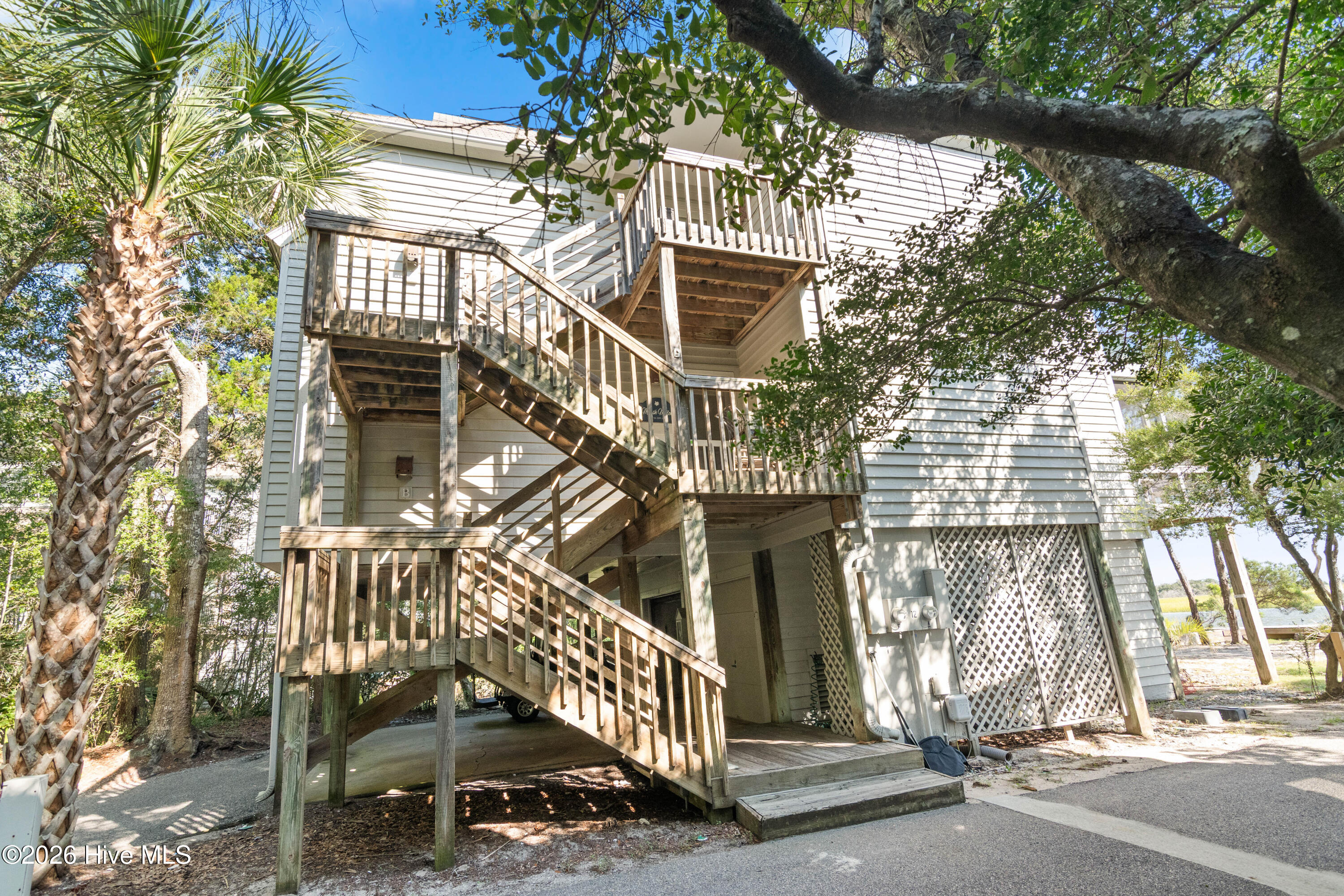 219 N Bald Head Wynd 12b Property Photo 83
