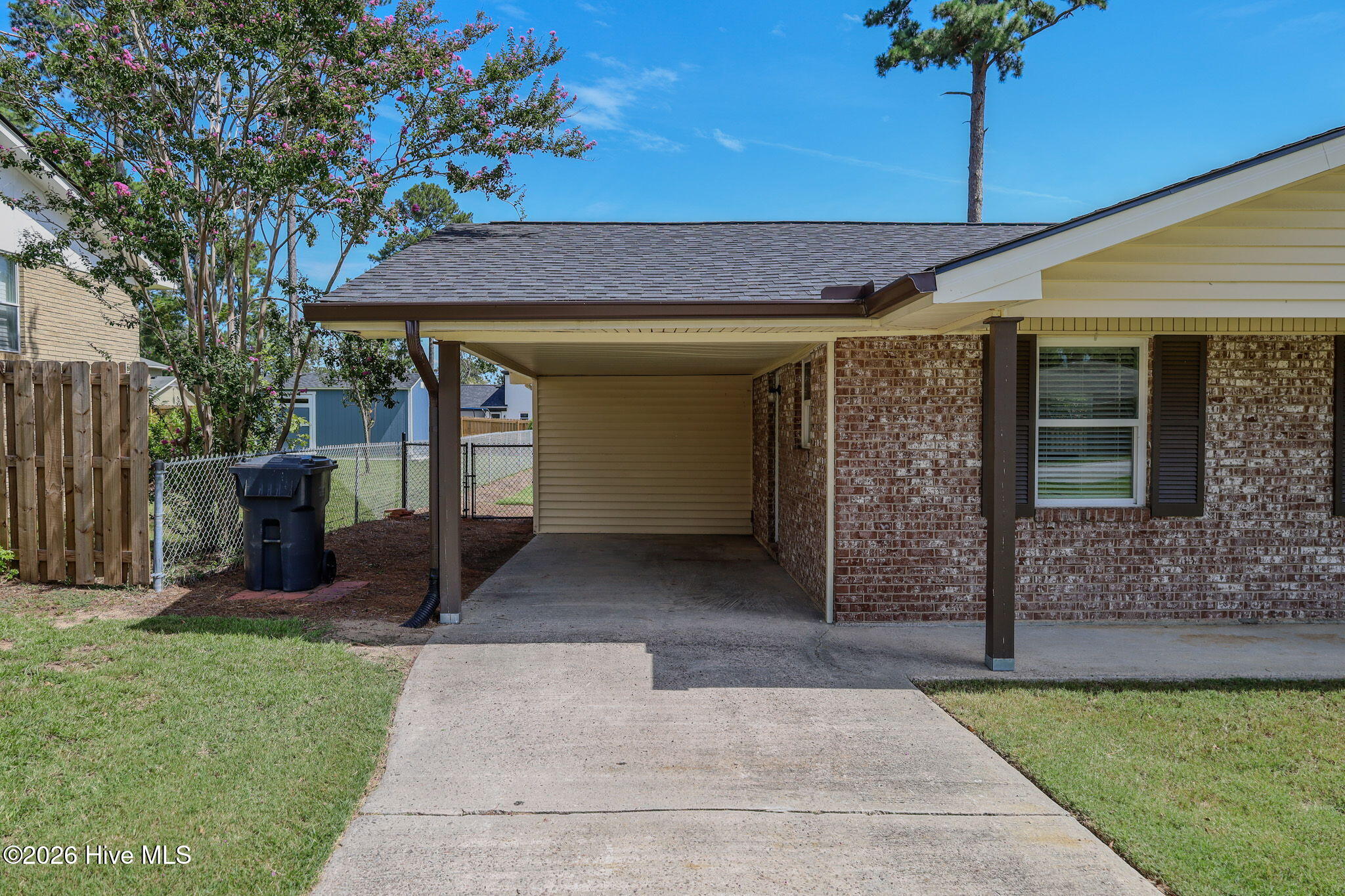 312 Merrymont Drive Property Photo 5