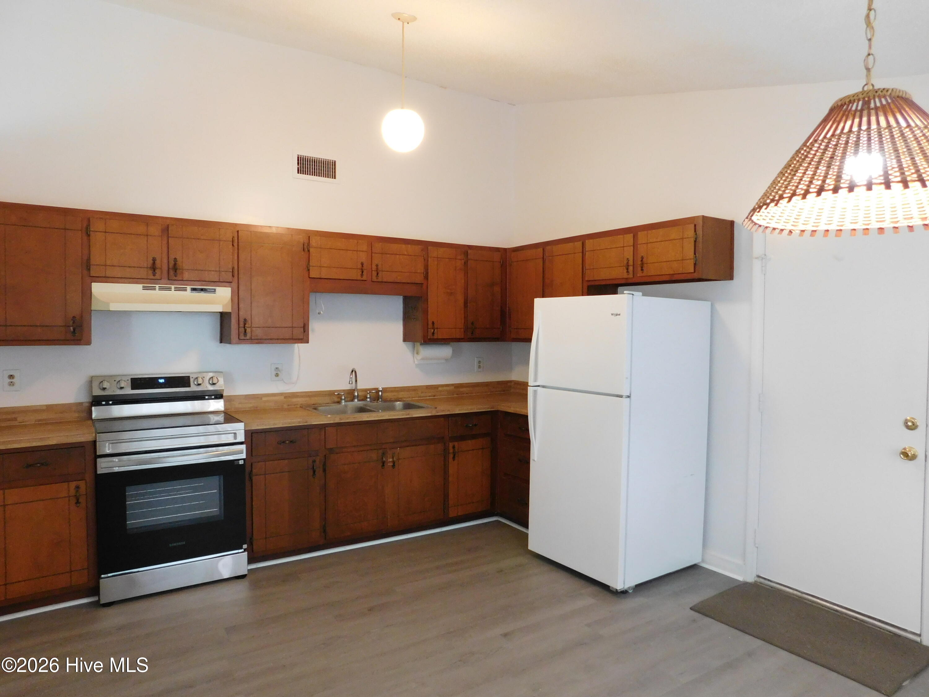 3611 Windy Trail Property Photo 5