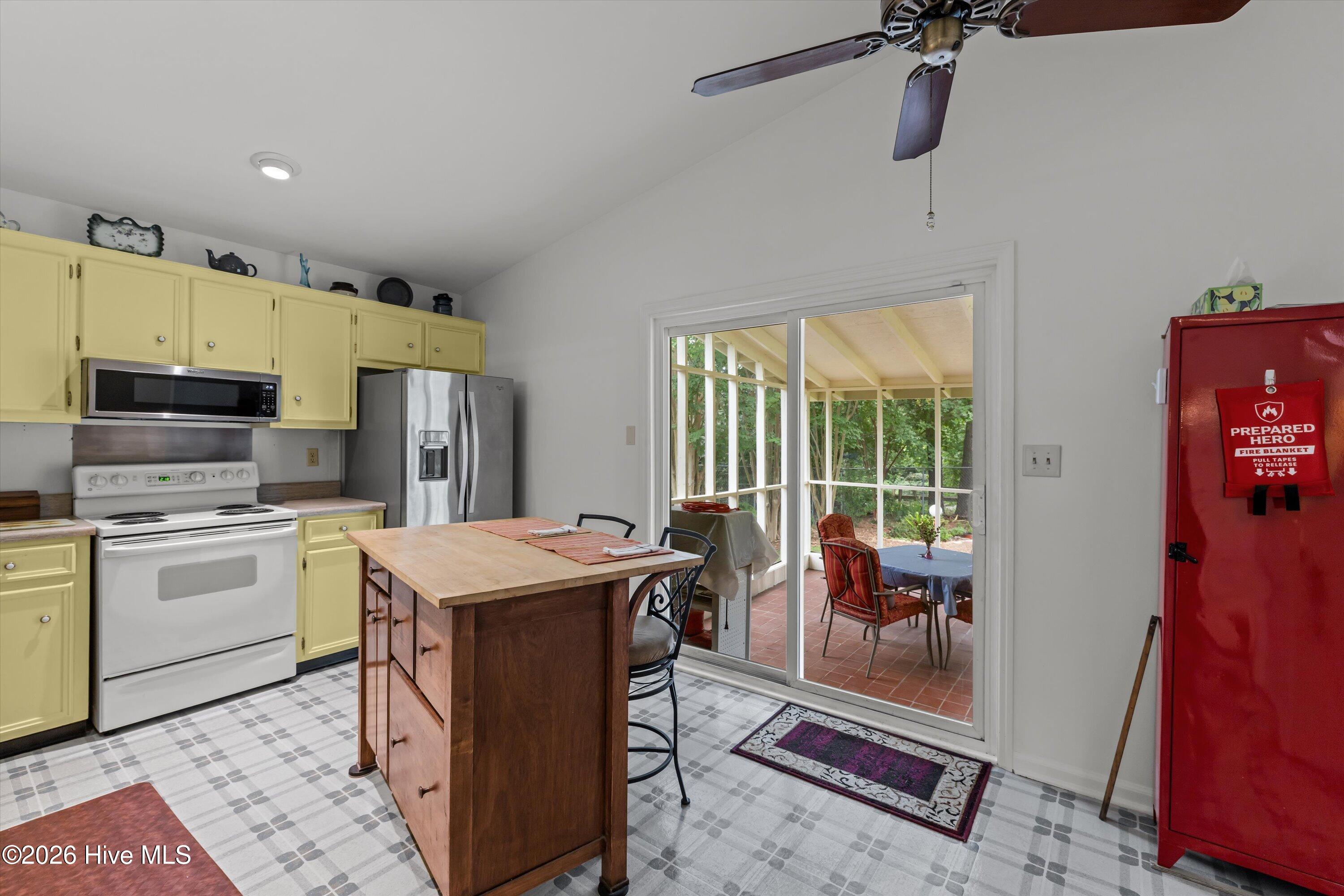 3672 Marlboro Court Property Photo 17