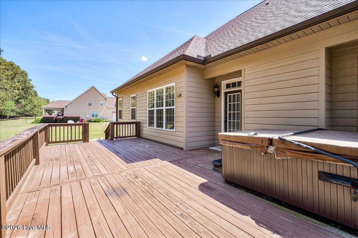 232 Shady Oak Lane Property Photo 33