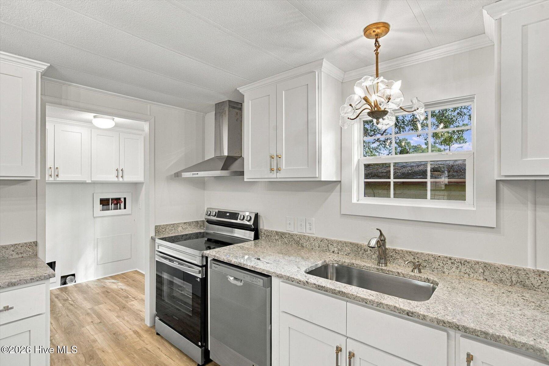 621 Harbor Drive Se Property Photo 4