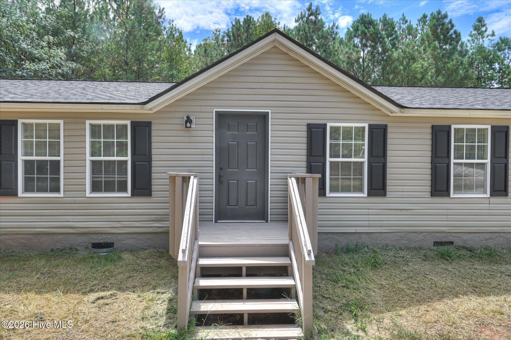 1974 Ridgeview Drive Property Photo 3