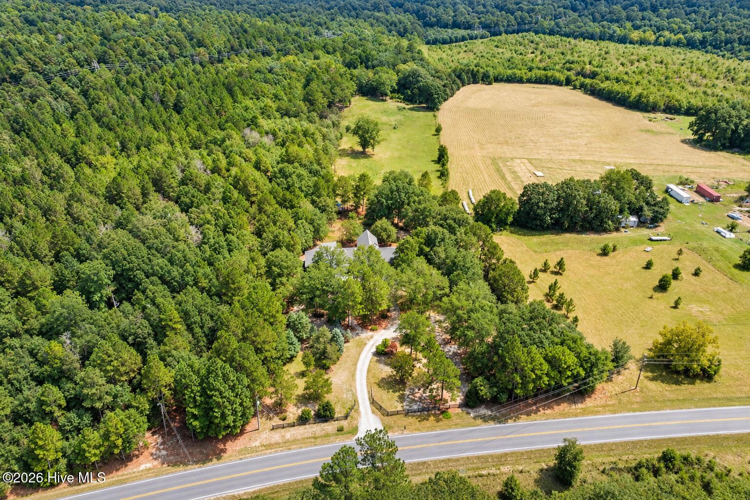 2033 Green Pond Road Property Photo 2