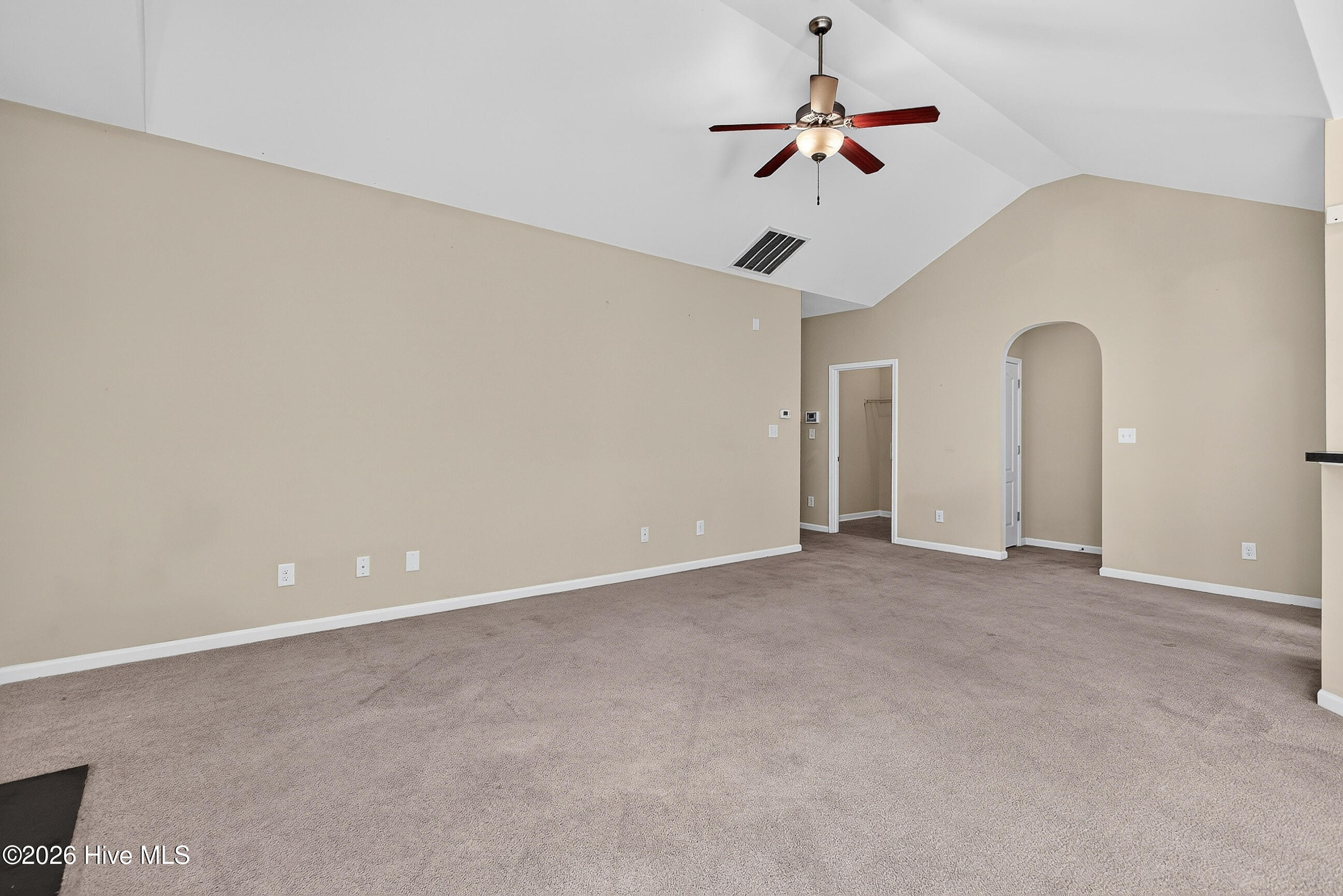 405 Peppermint Drive Property Photo 7