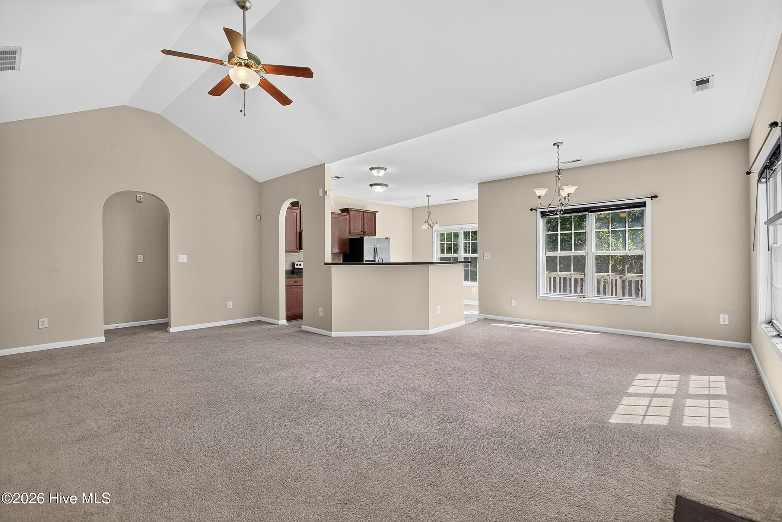 405 Peppermint Drive Property Photo 8