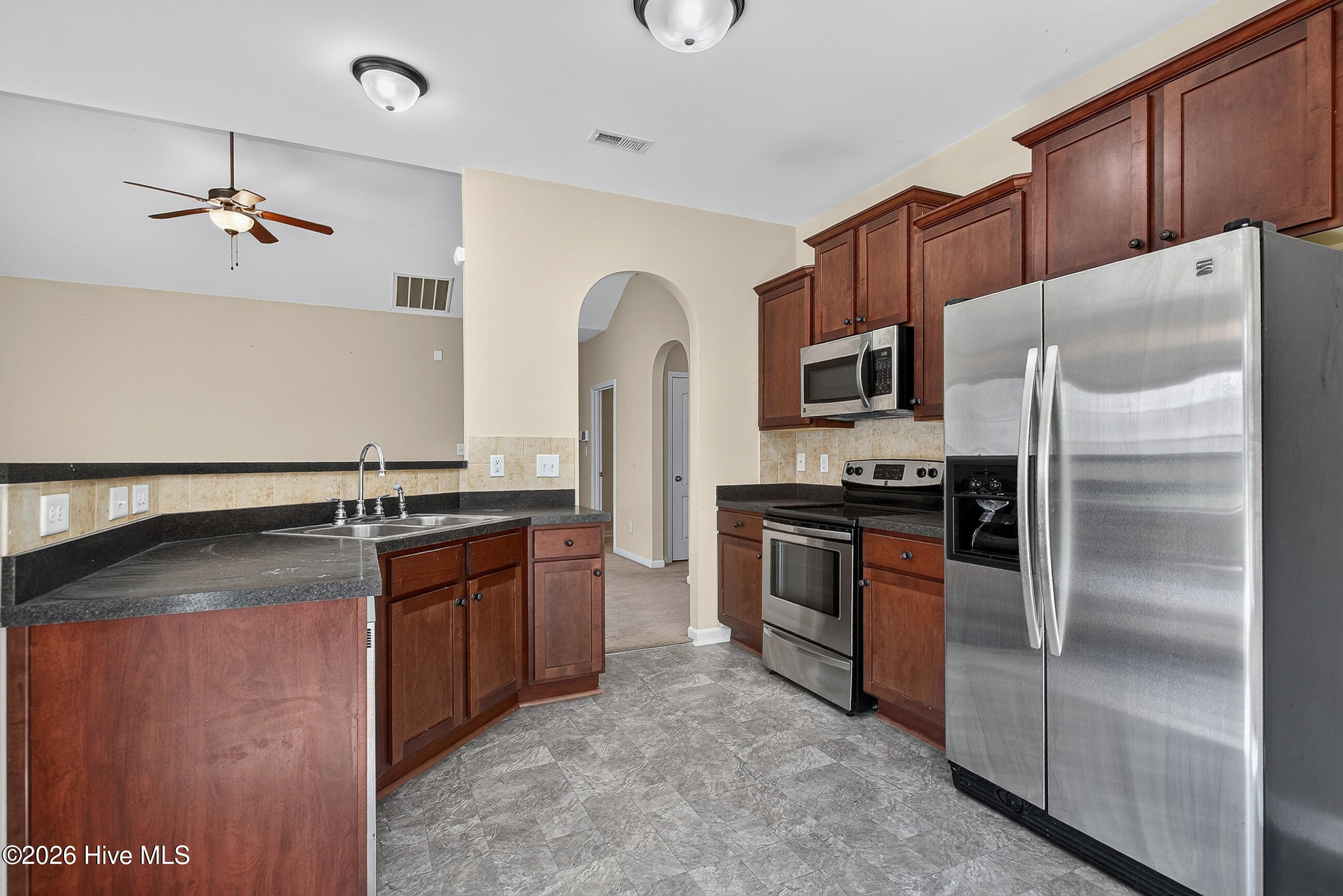 405 Peppermint Drive Property Photo 11
