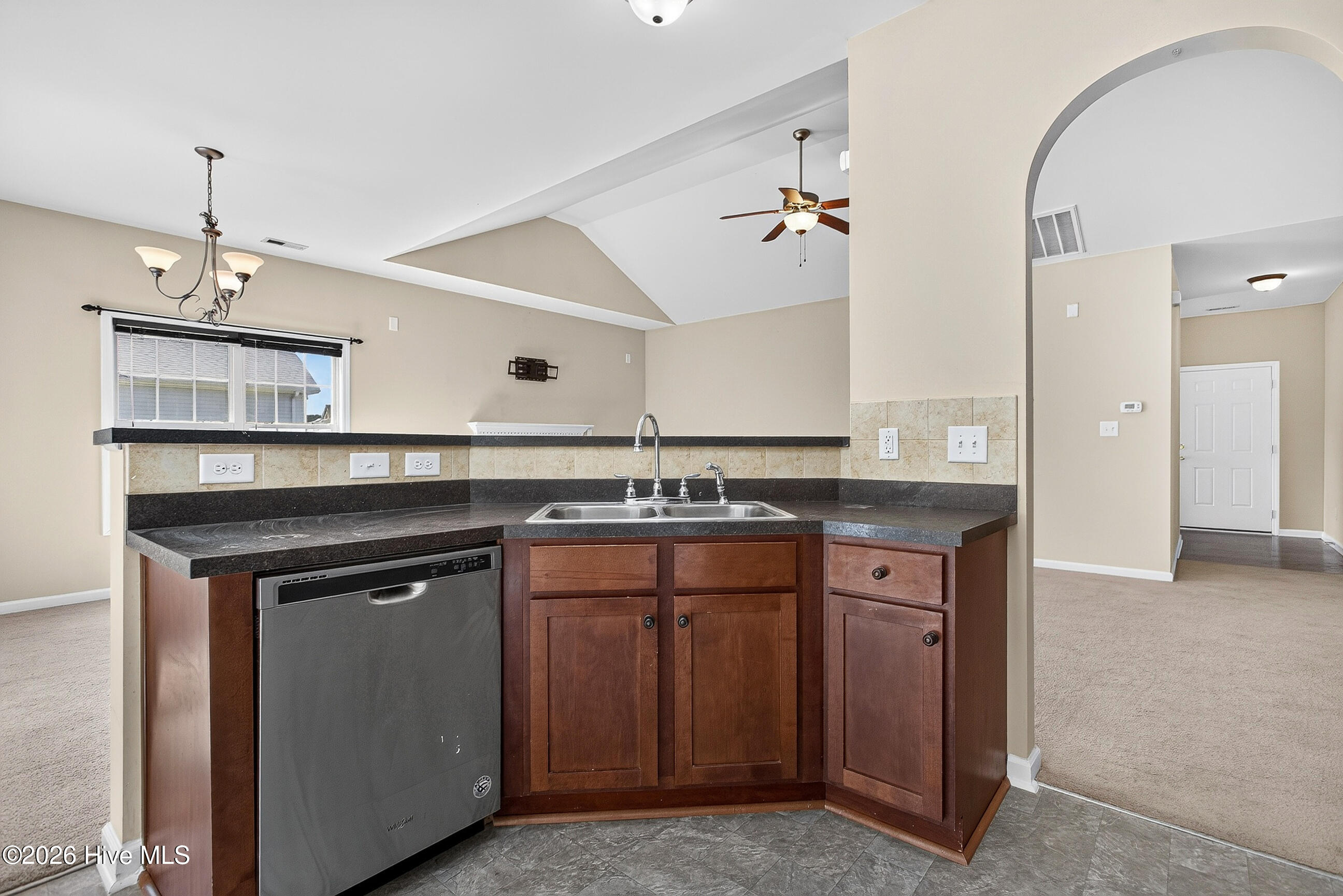 405 Peppermint Drive Property Photo 13