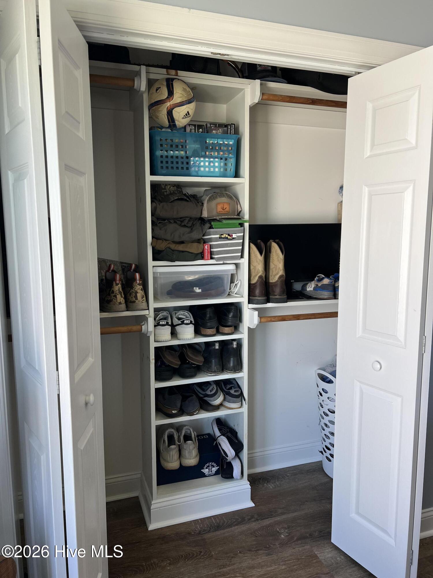 105 Franklin Court Property Photo 39