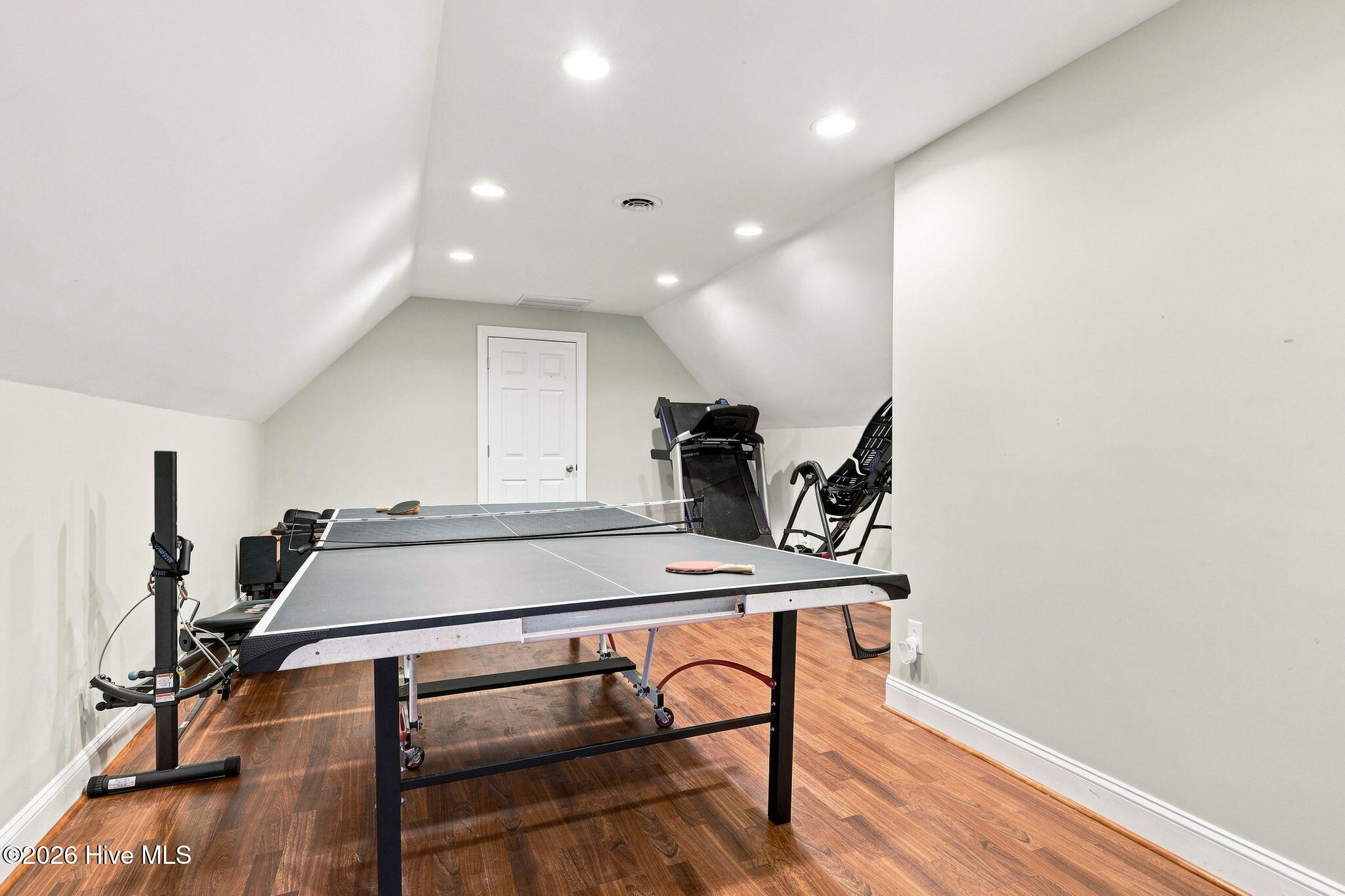 105 Franklin Court Property Photo 47