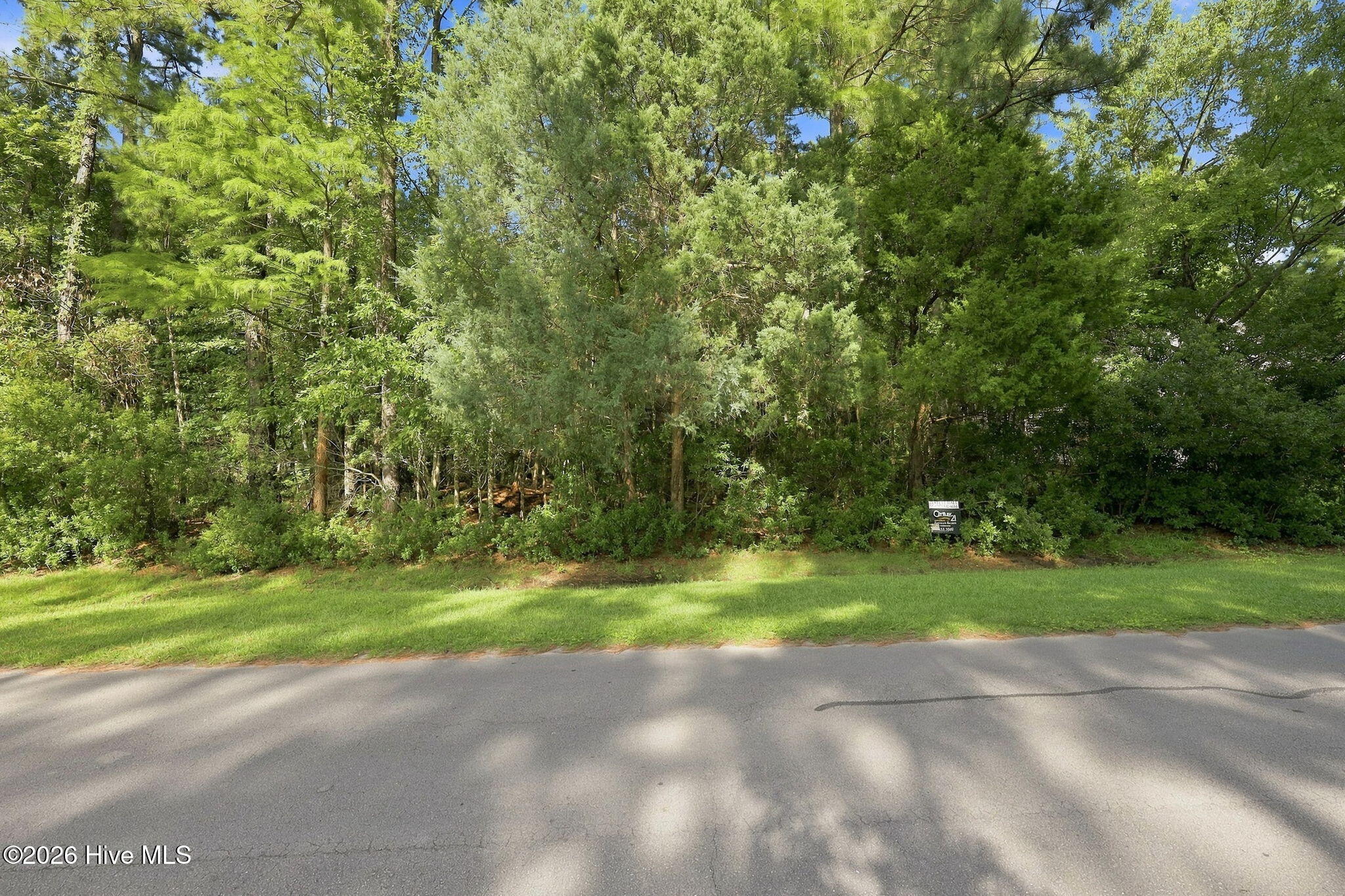 5303 Trade Winds Road Property Photo 3