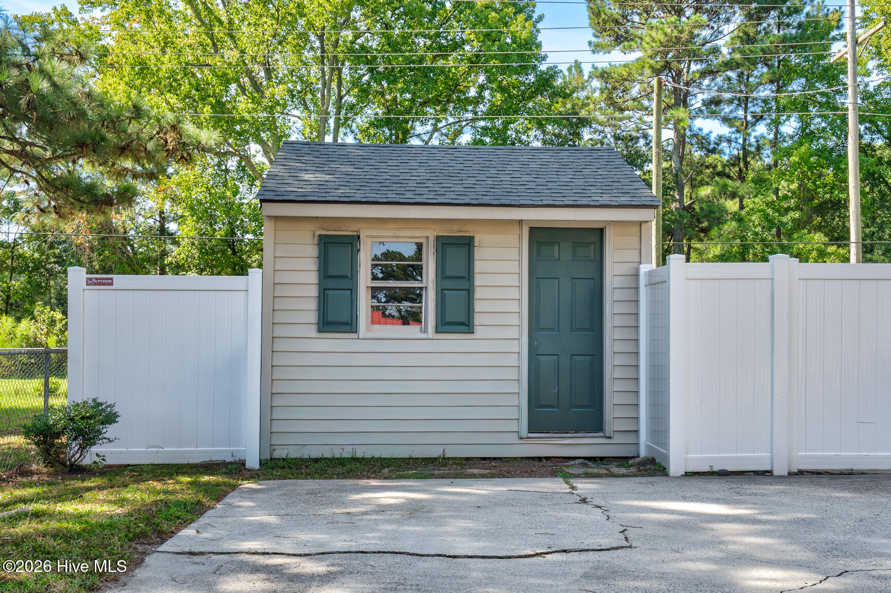 3313 Amherst Road Property Photo 20