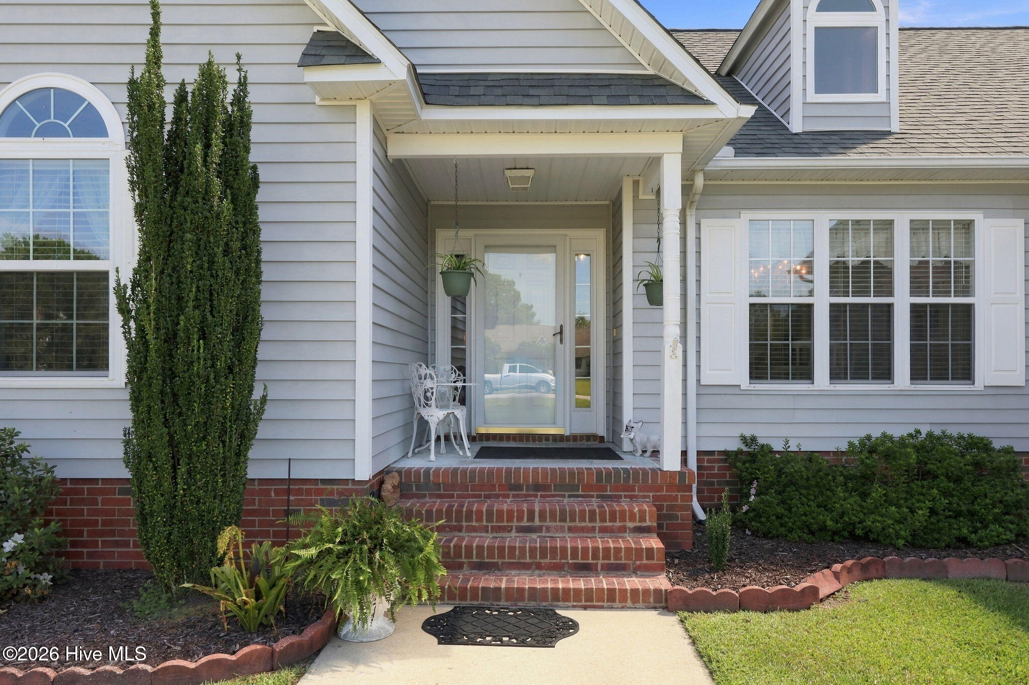 310 Bobbys Drive Property Photo 2